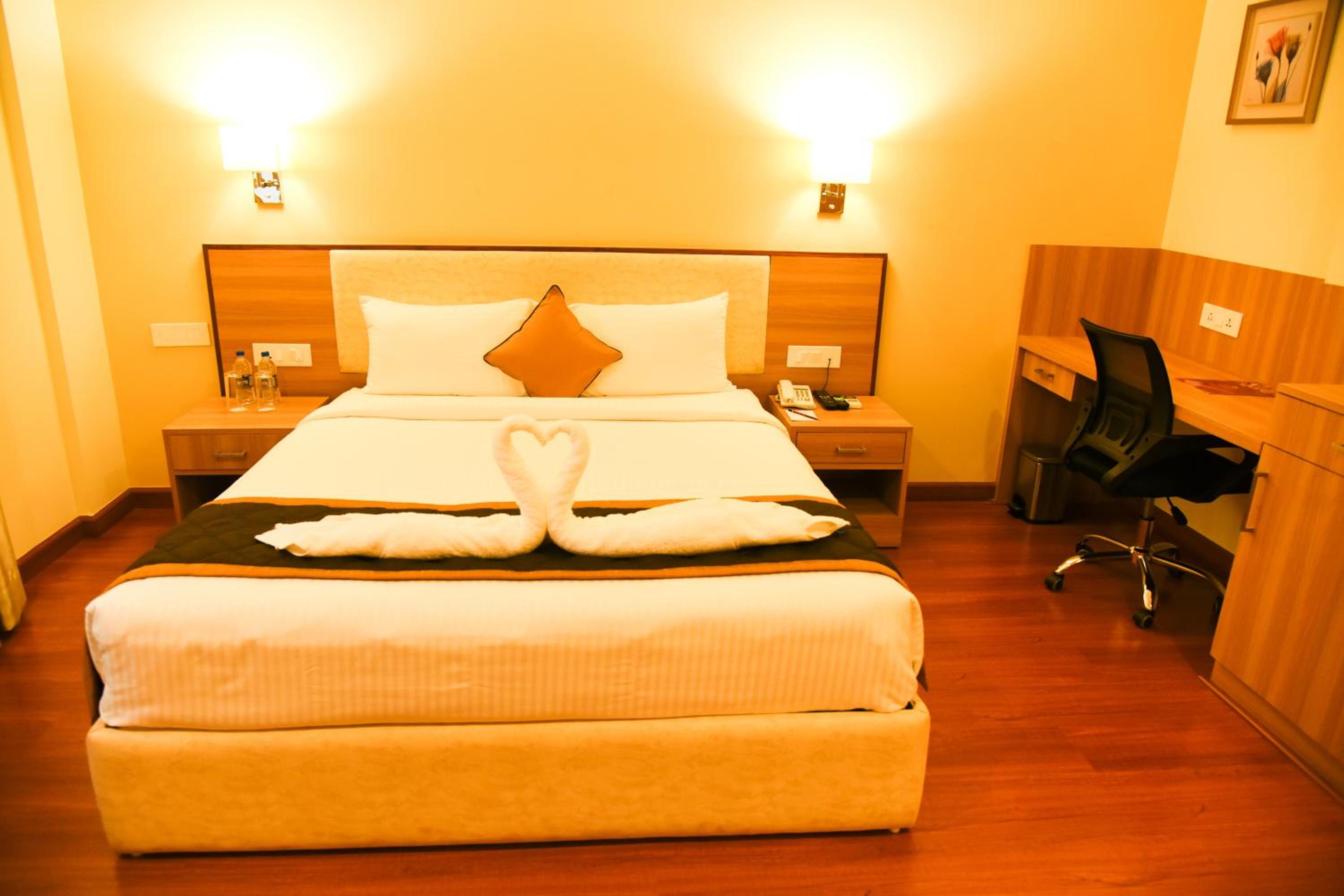 Deluxe Room - Photo 9