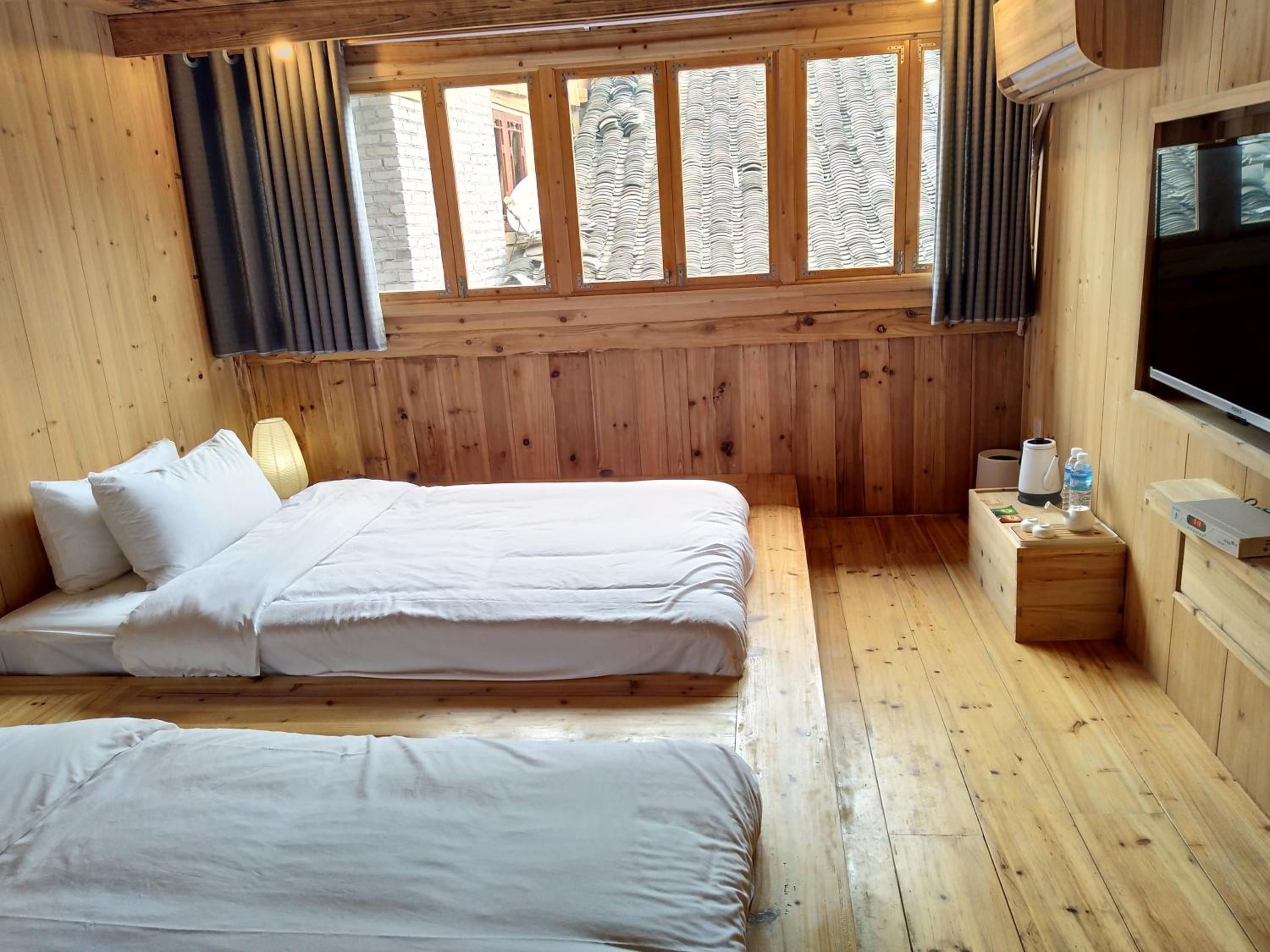 Large Twin Room