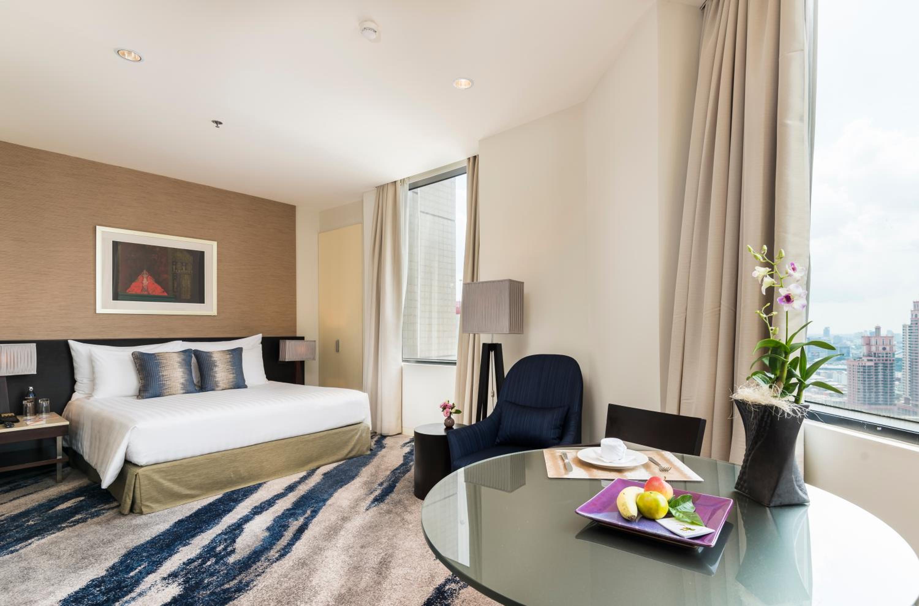Deluxe King Room photo 1