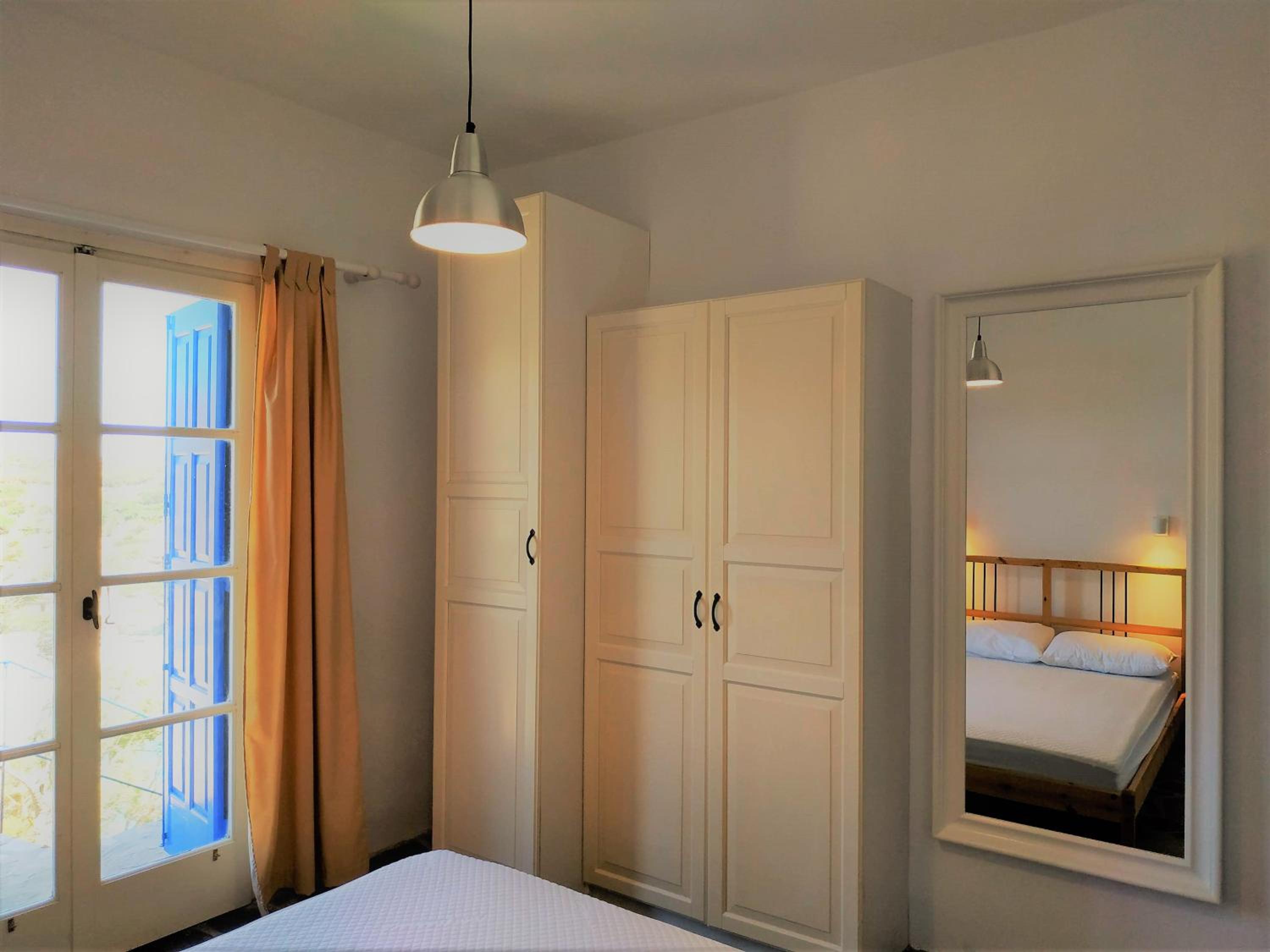 Four-Bedroom House photo 1