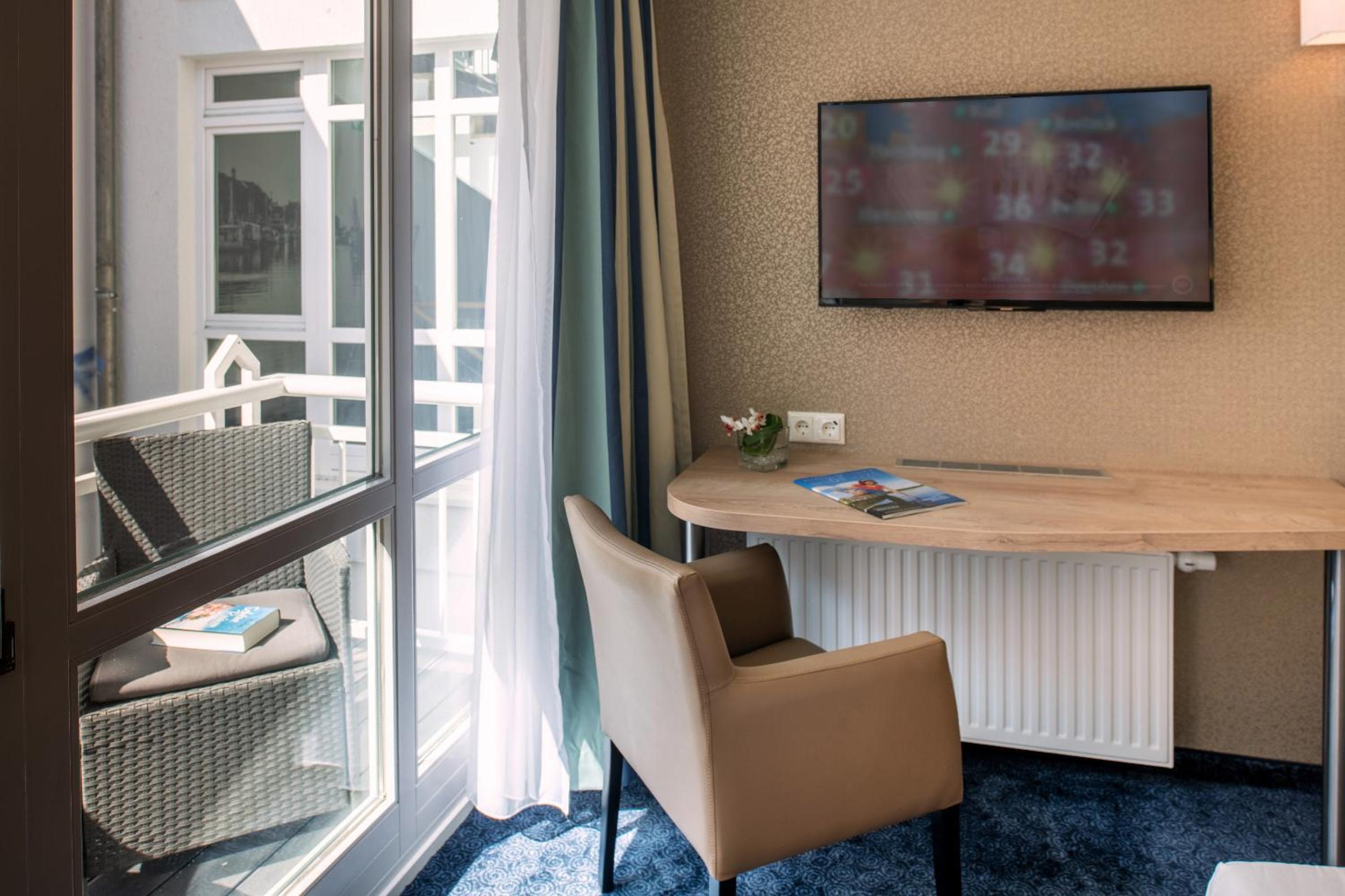 Double Room with Balcony photo 2