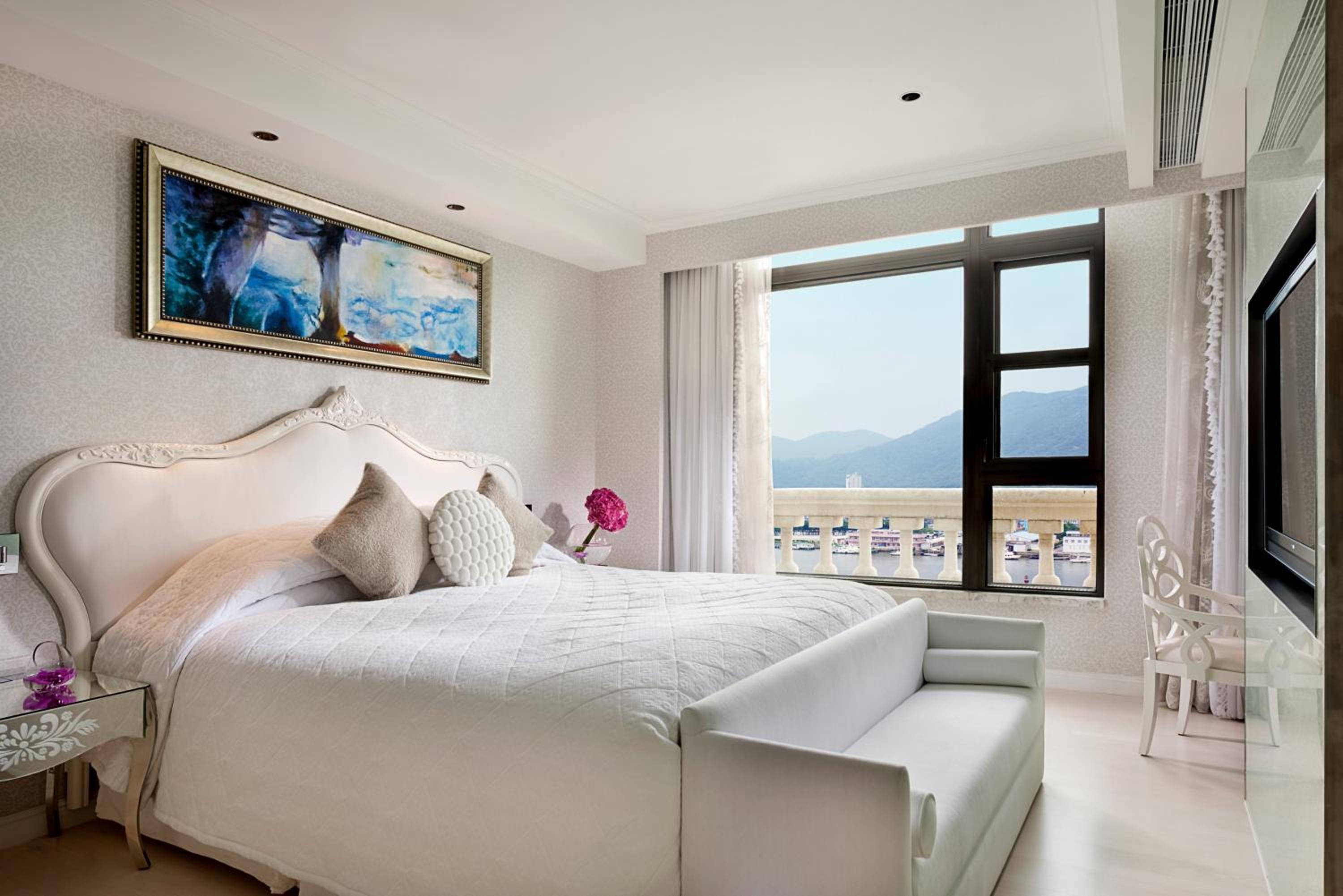Two-Bedroom Mansion with Privilege Benefit - Photo 3
