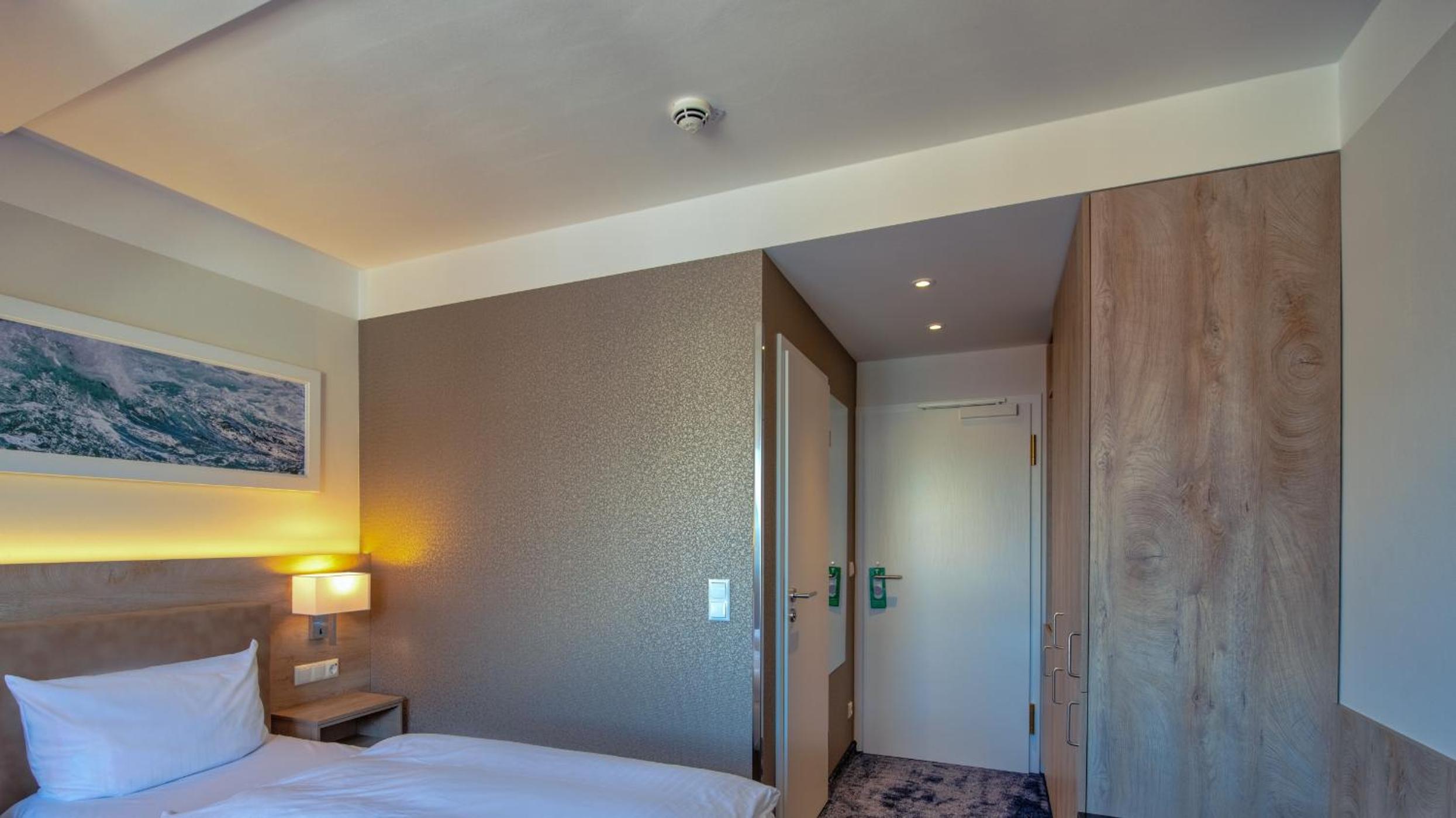 Single Room photo 1
