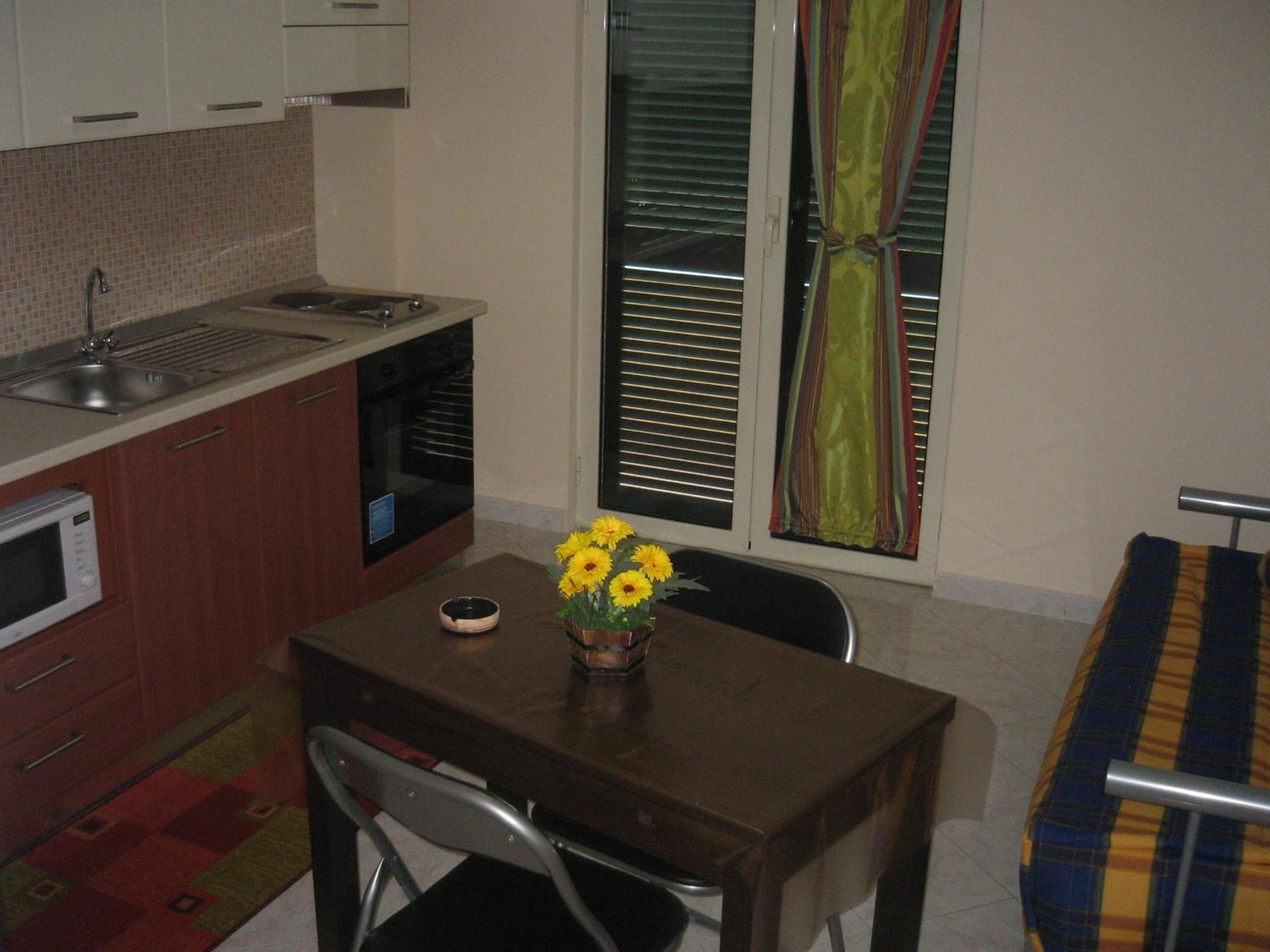 One-Bedroom Apartment photo 3