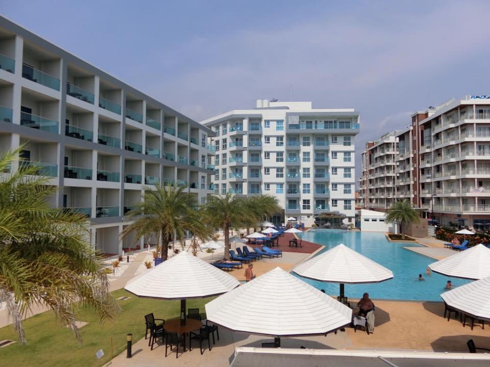 Apartment with Sea View - Photo 4