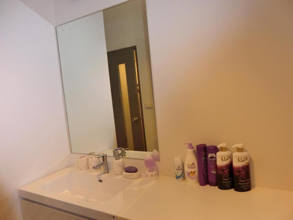Apartment with Sea View - Photo 32