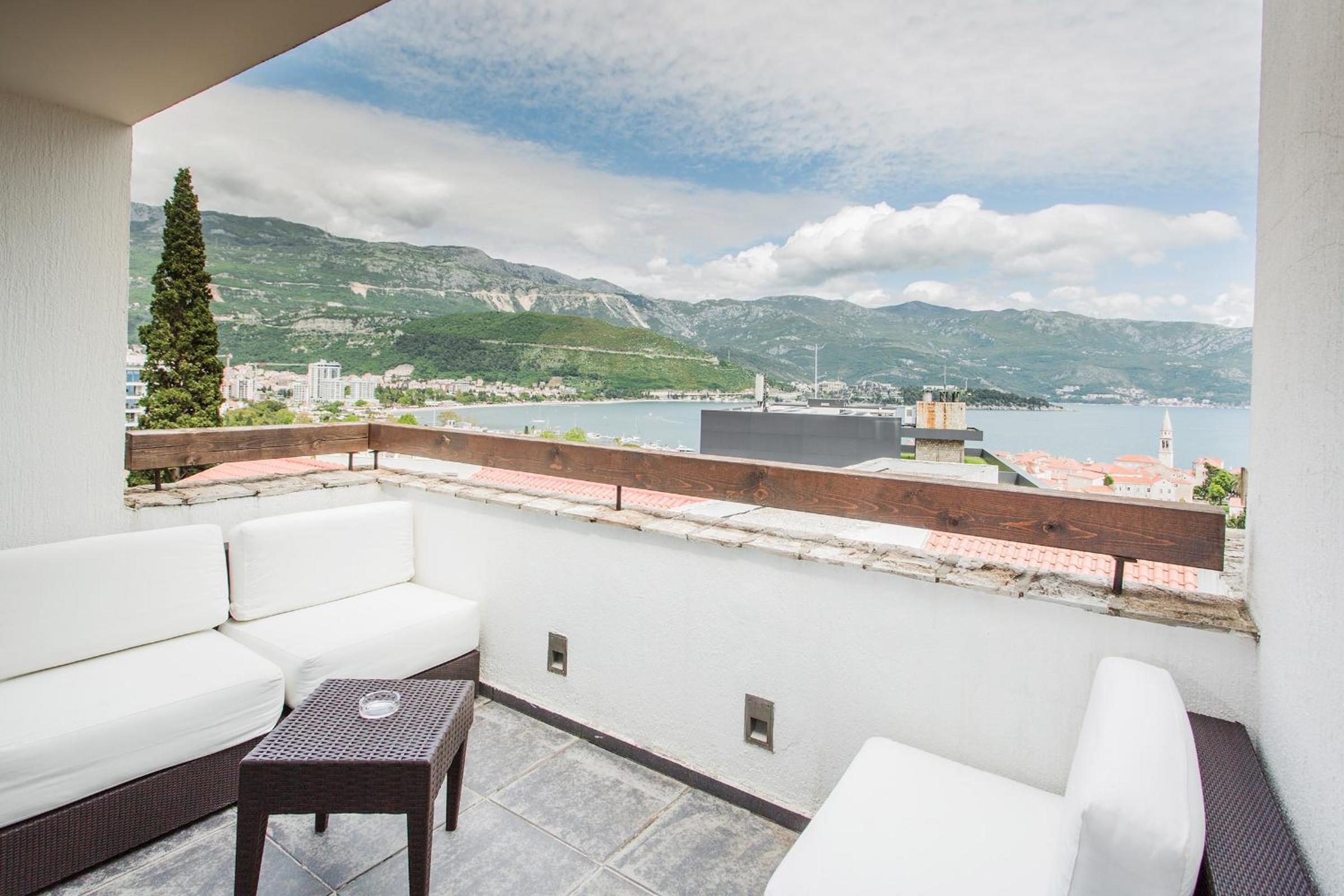 Standard Villa - Photo 8