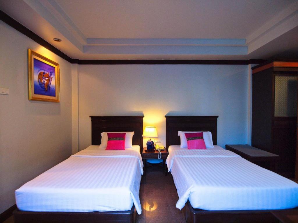 Building - Twin Room