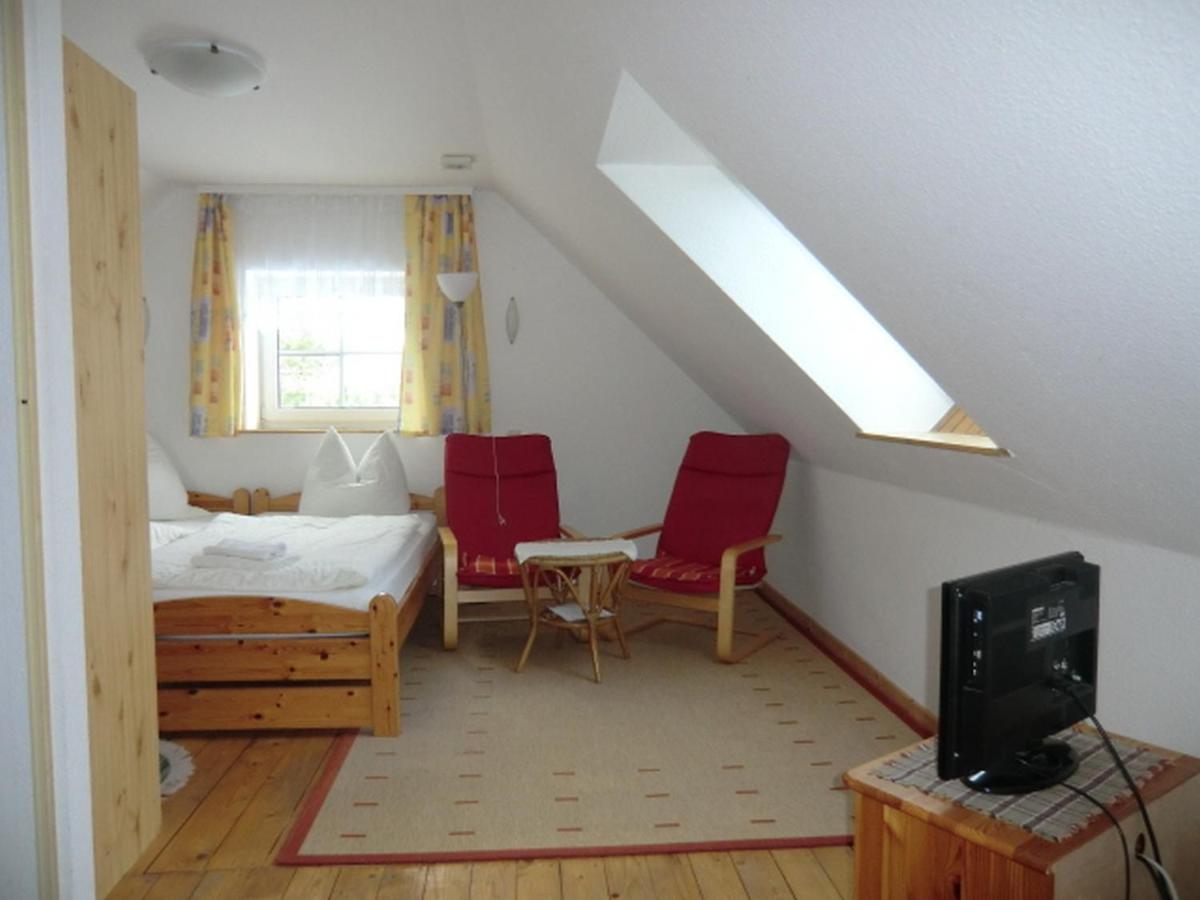 Standard Double Room photo 2