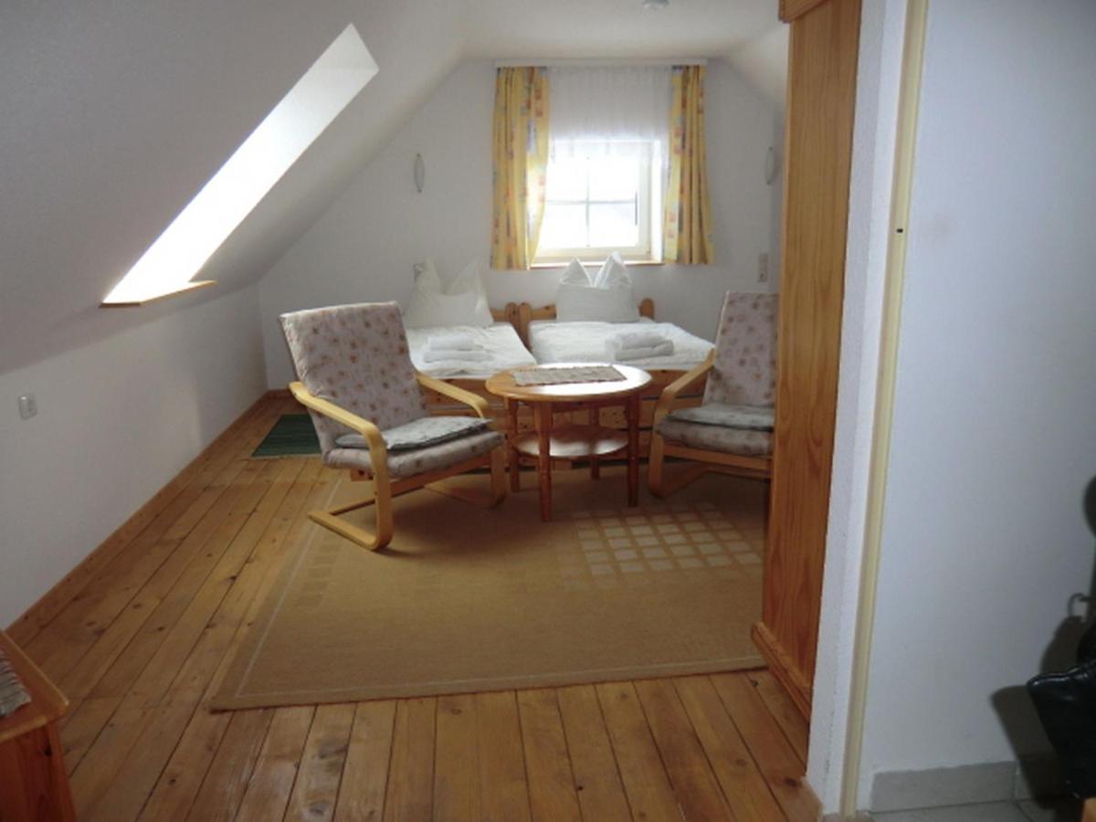 Standard Triple Room photo 3