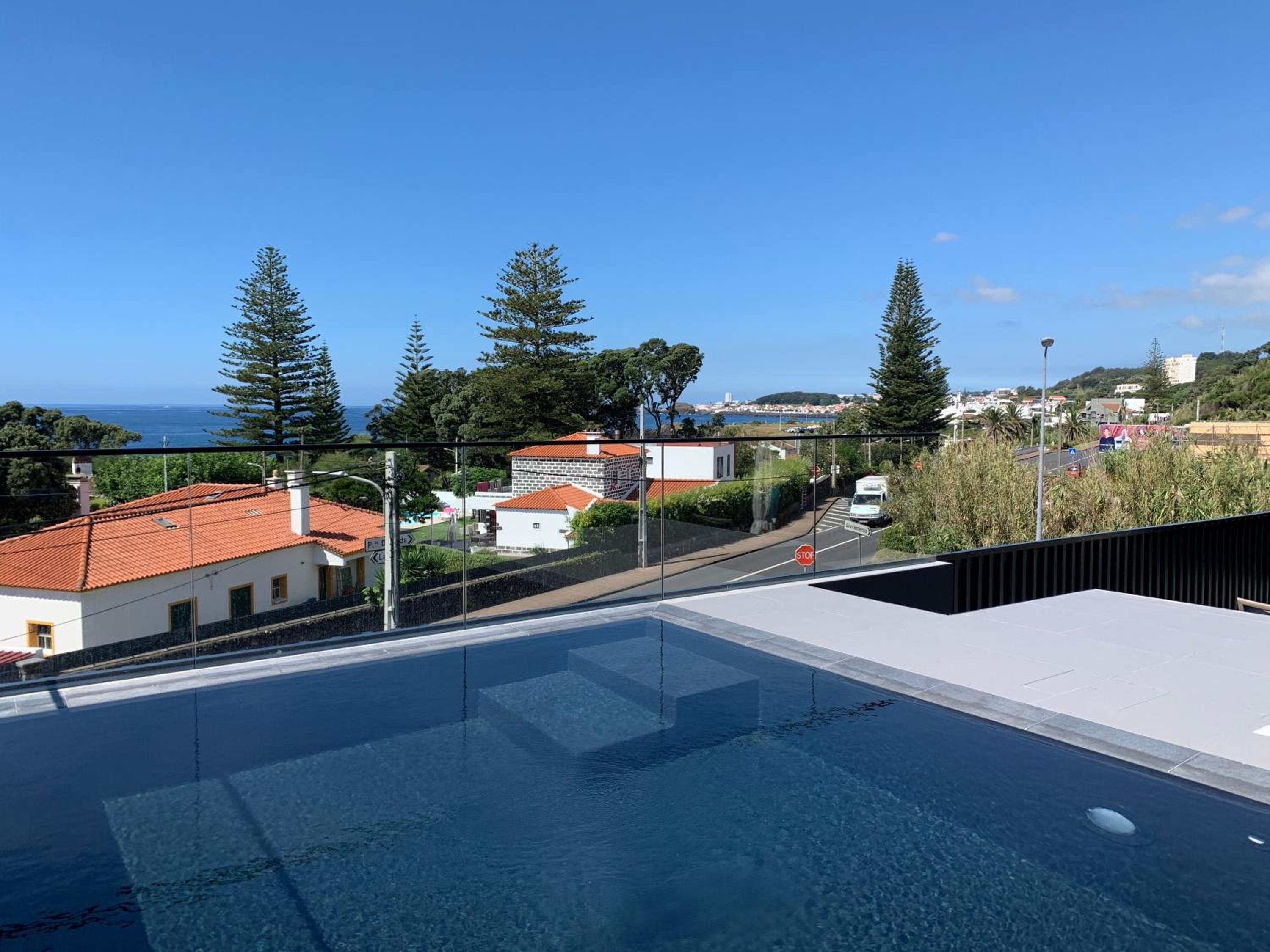 Apartment with Garden View - Photo 26