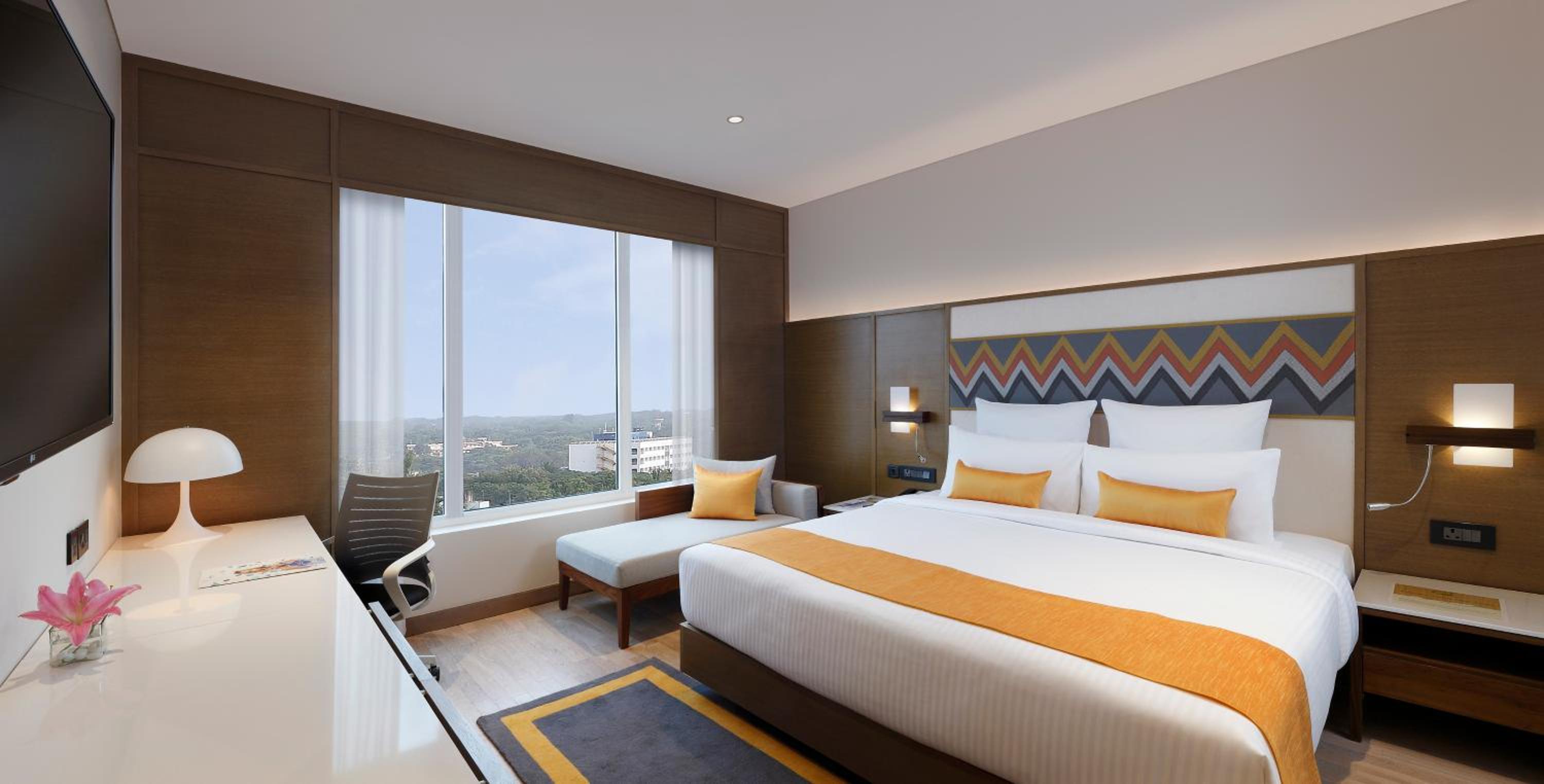 Day Use Room Check in 12 pm & Same Day Check out 5 pm