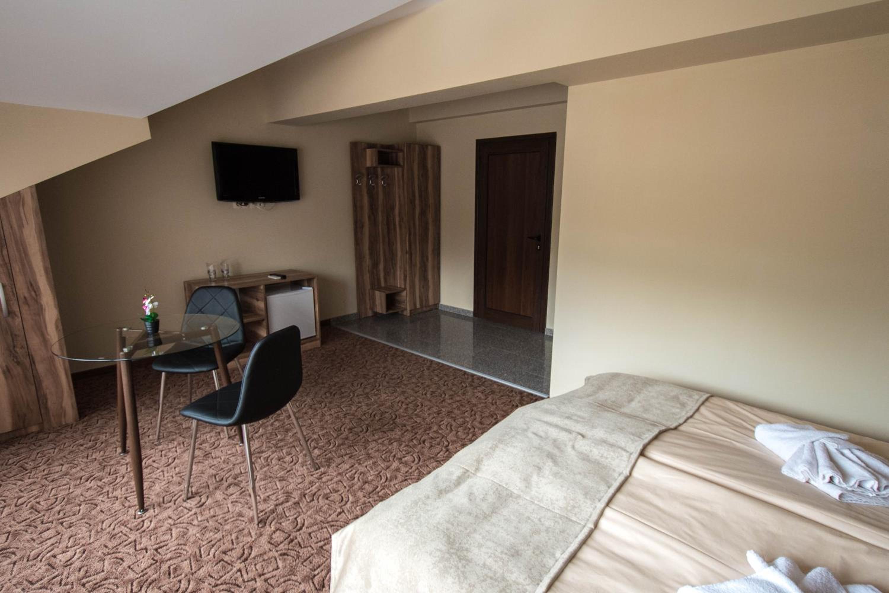 Large Double Room