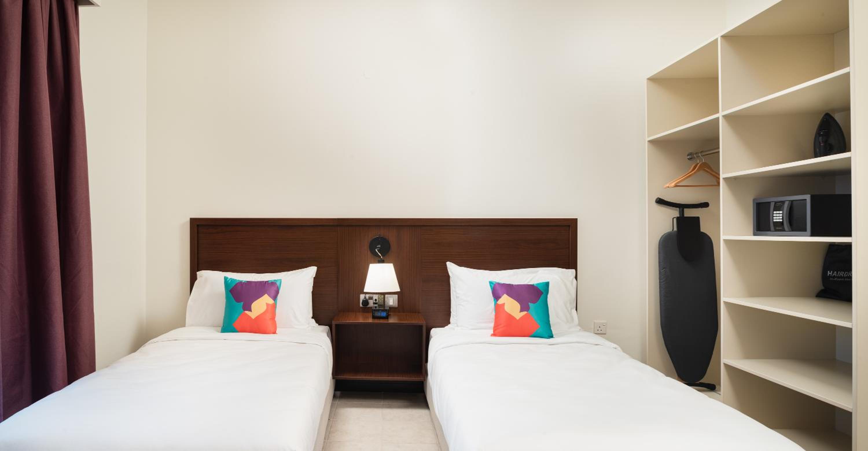 Standard Twin Room - Photo 1