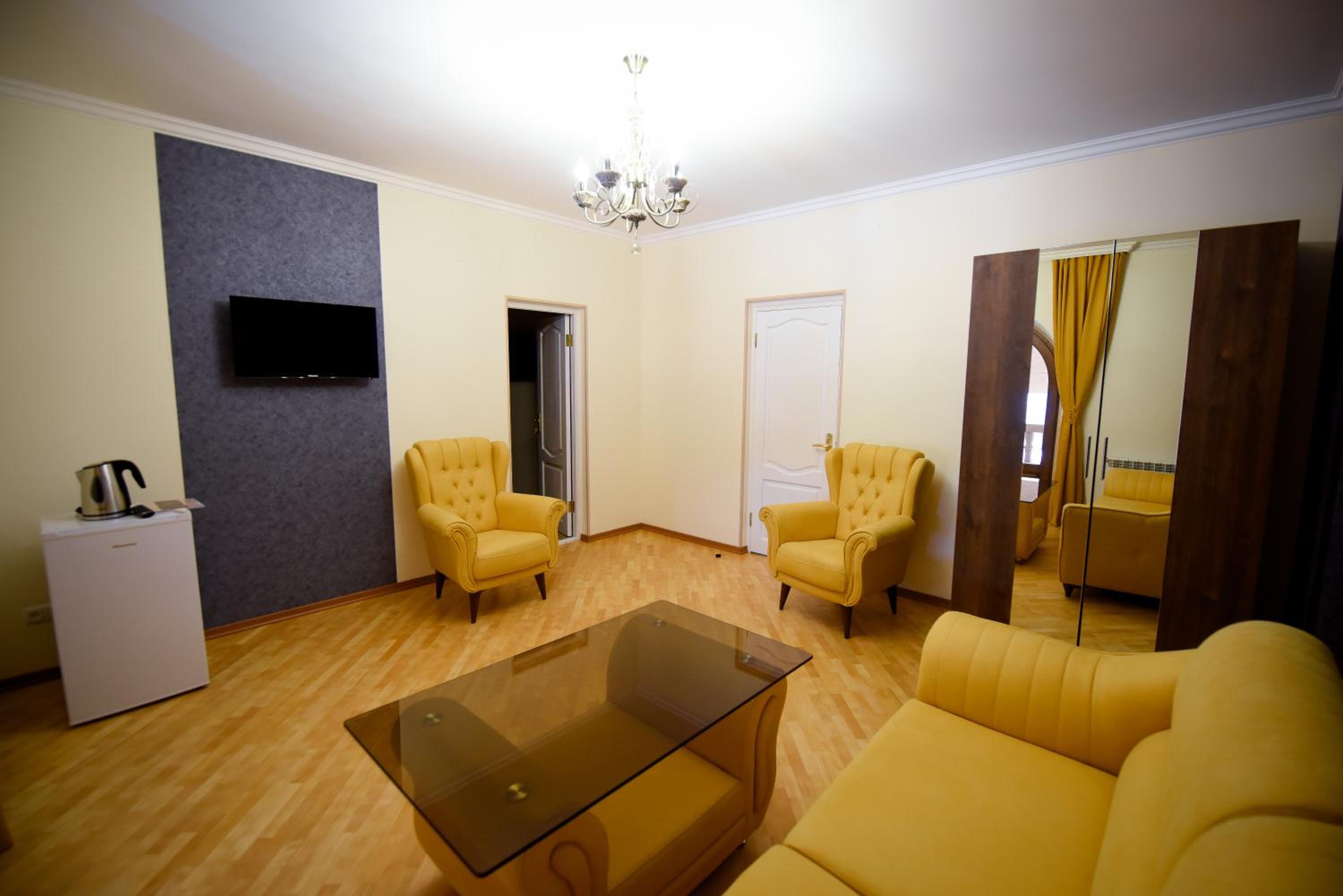Suite photo 1