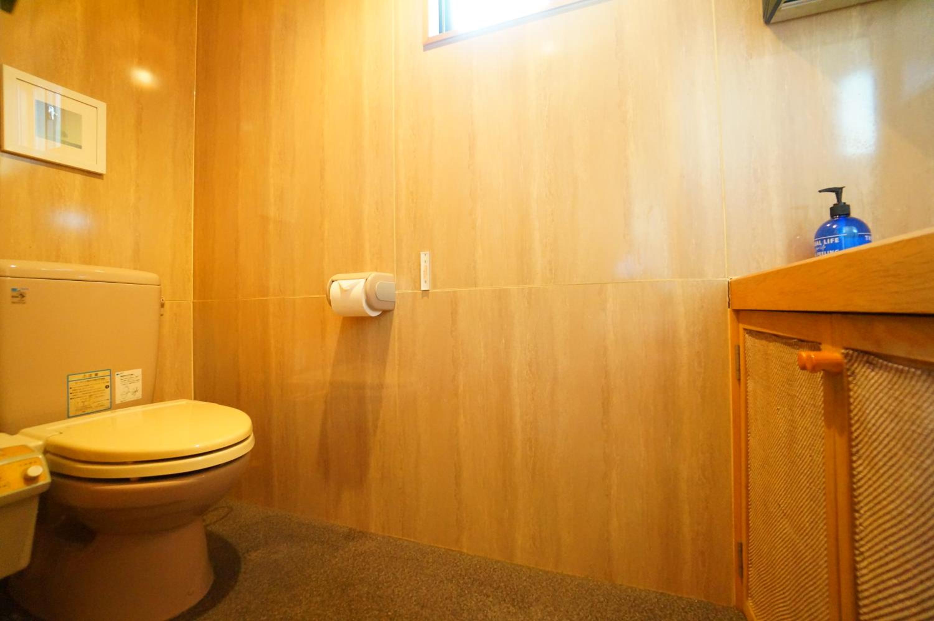 Two-Bedroom House - Photo 4