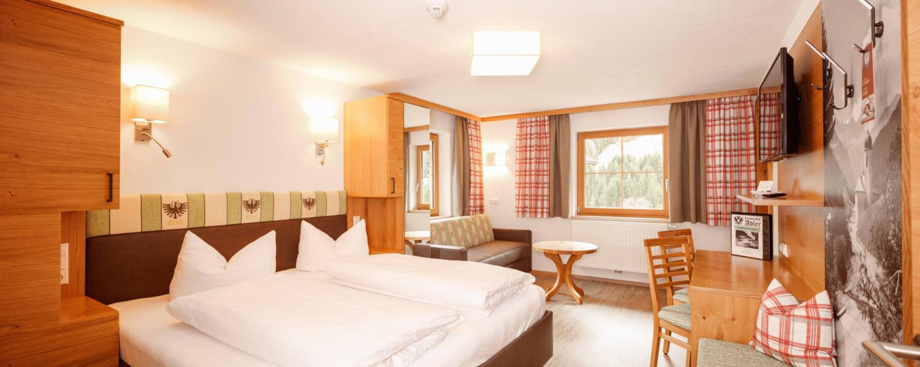 Double Room with Extra Bed photo 1