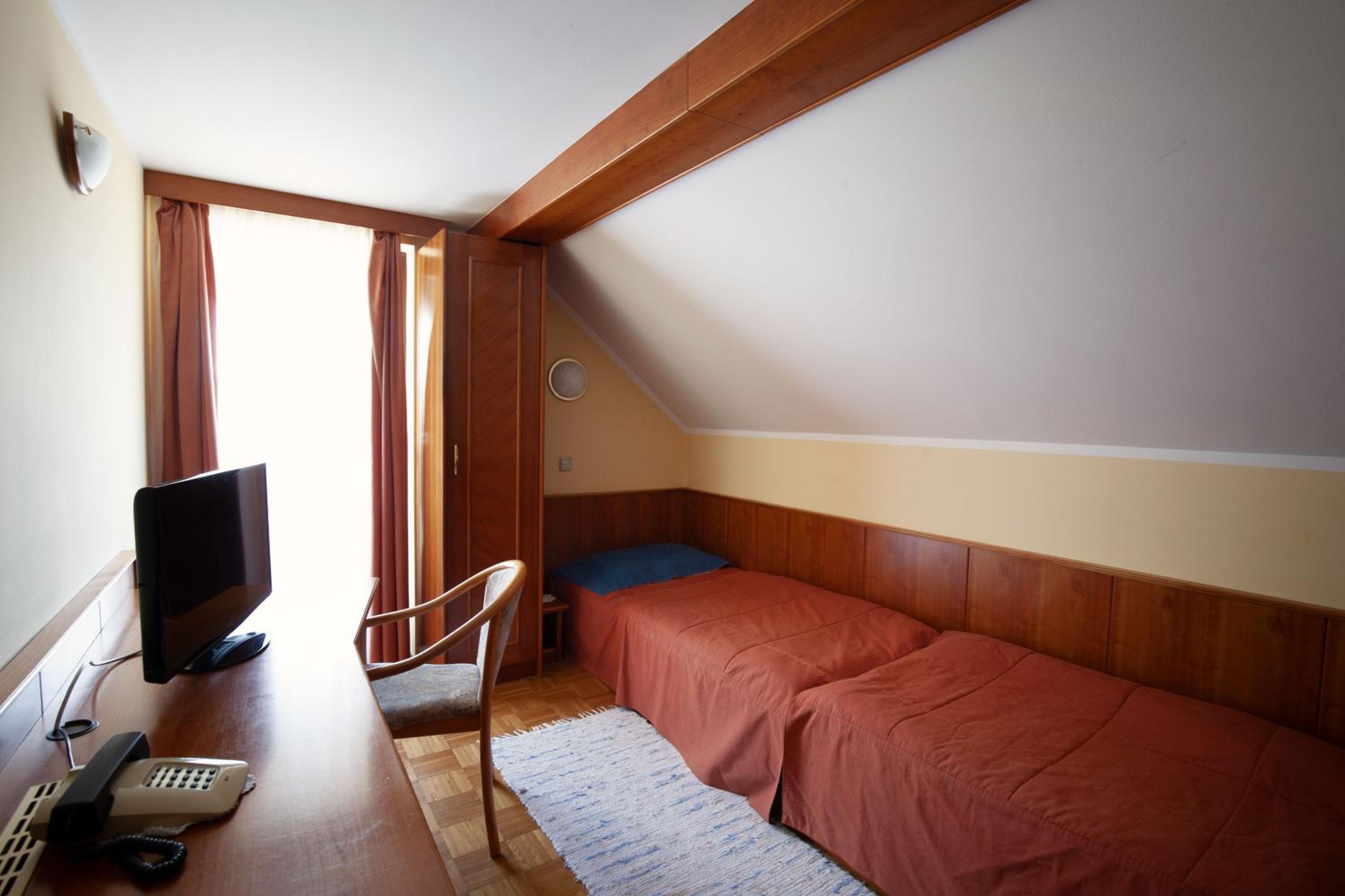 Twin Room with Balcony