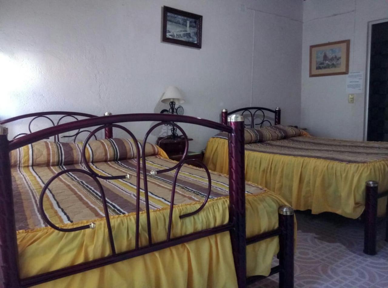 One-Bedroom Apartment - Photo 1