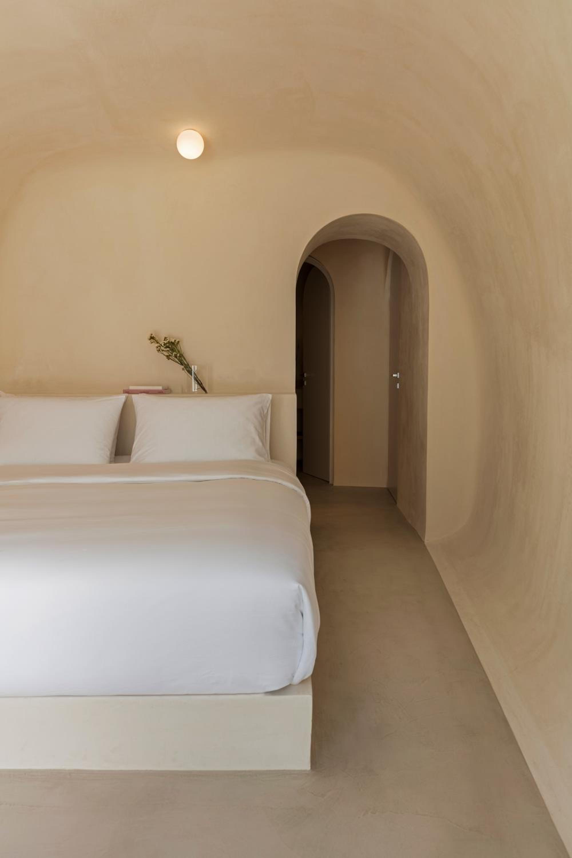 Luxury Two Bedroom Villa - Photo 20