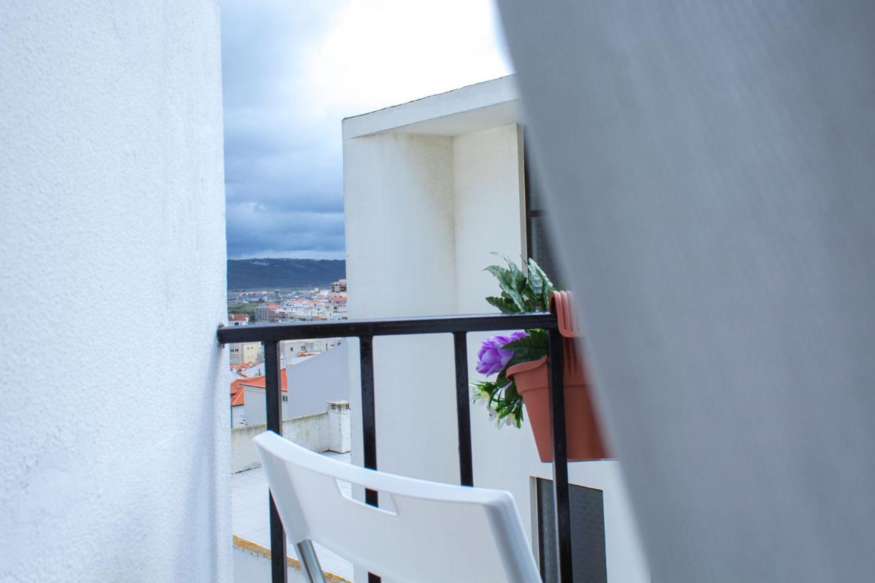 Deluxe Double Room with Sea View - Photo 12