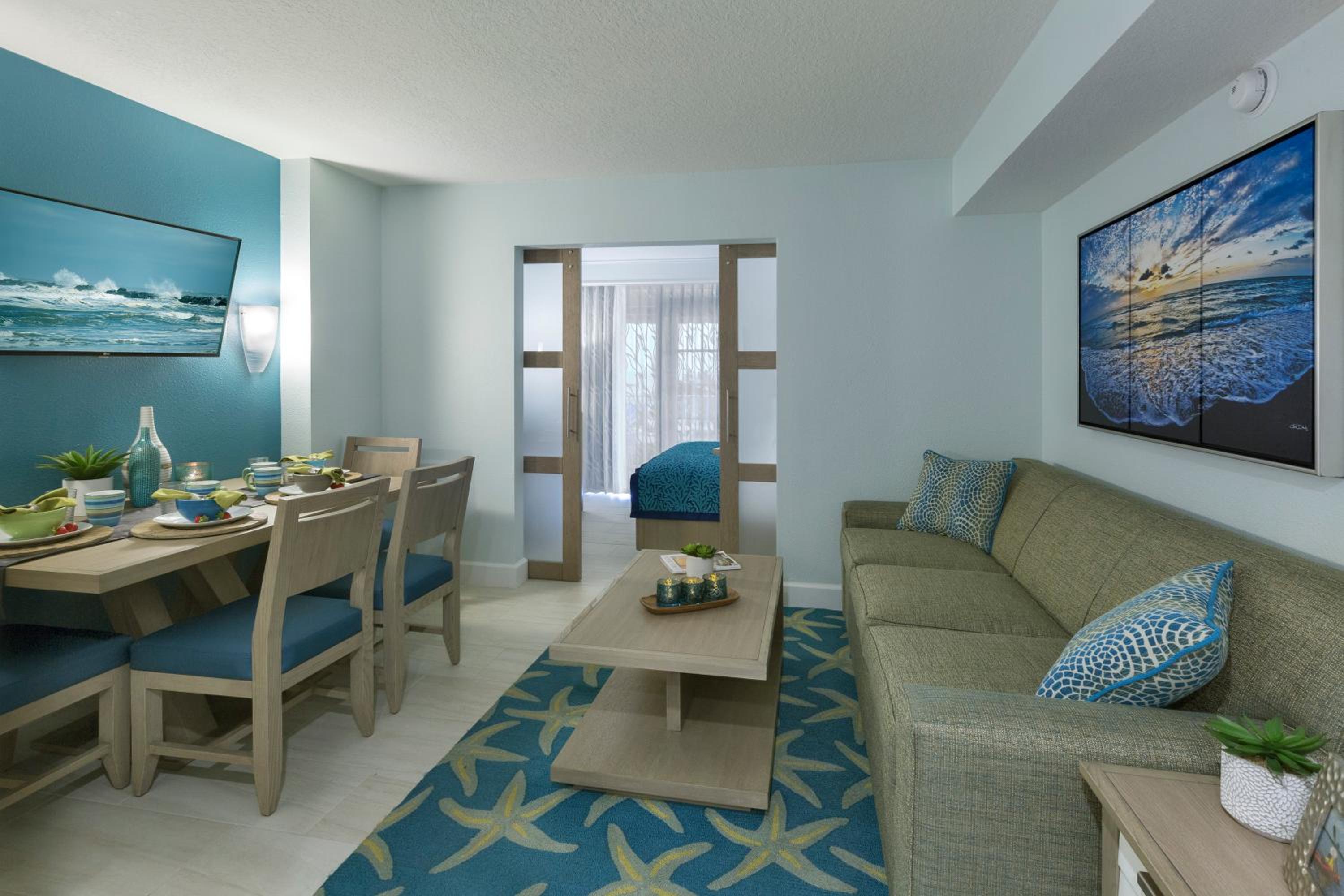 Queen Bed Studio with Sofa Bed - Ocean Front