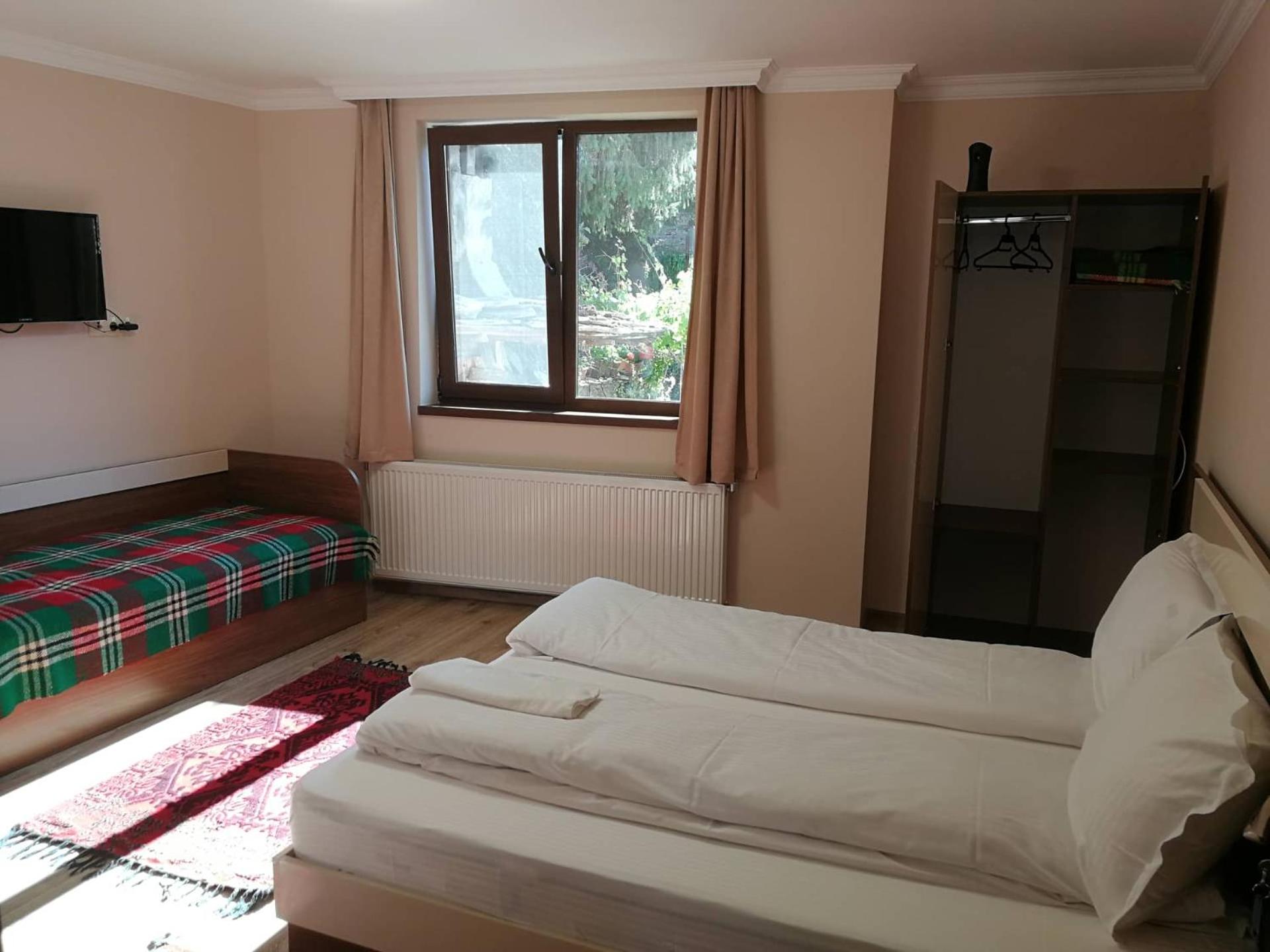 Triple Room photo 2