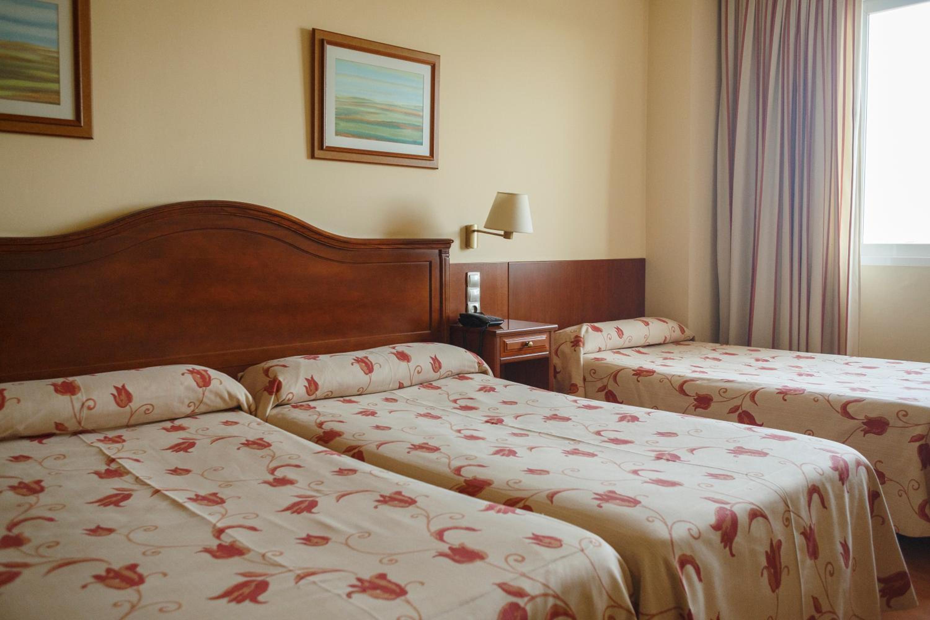 Triple Room - Photo 1