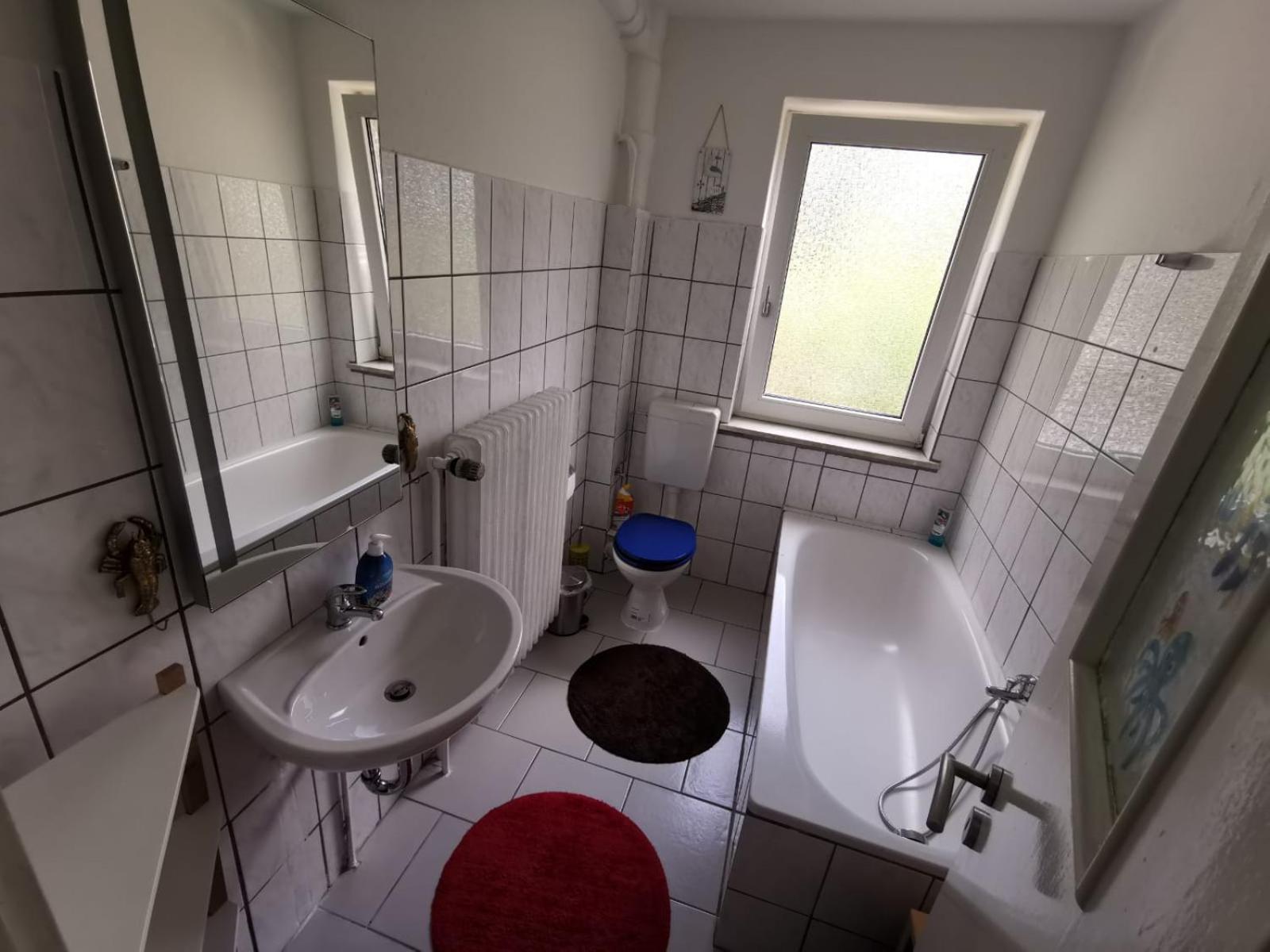 One-Bedroom Apartment - Photo 11