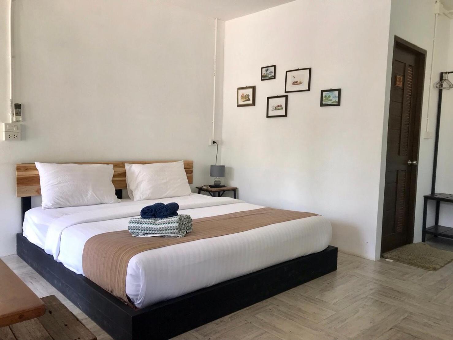 King Room with Garden View - Photo 4