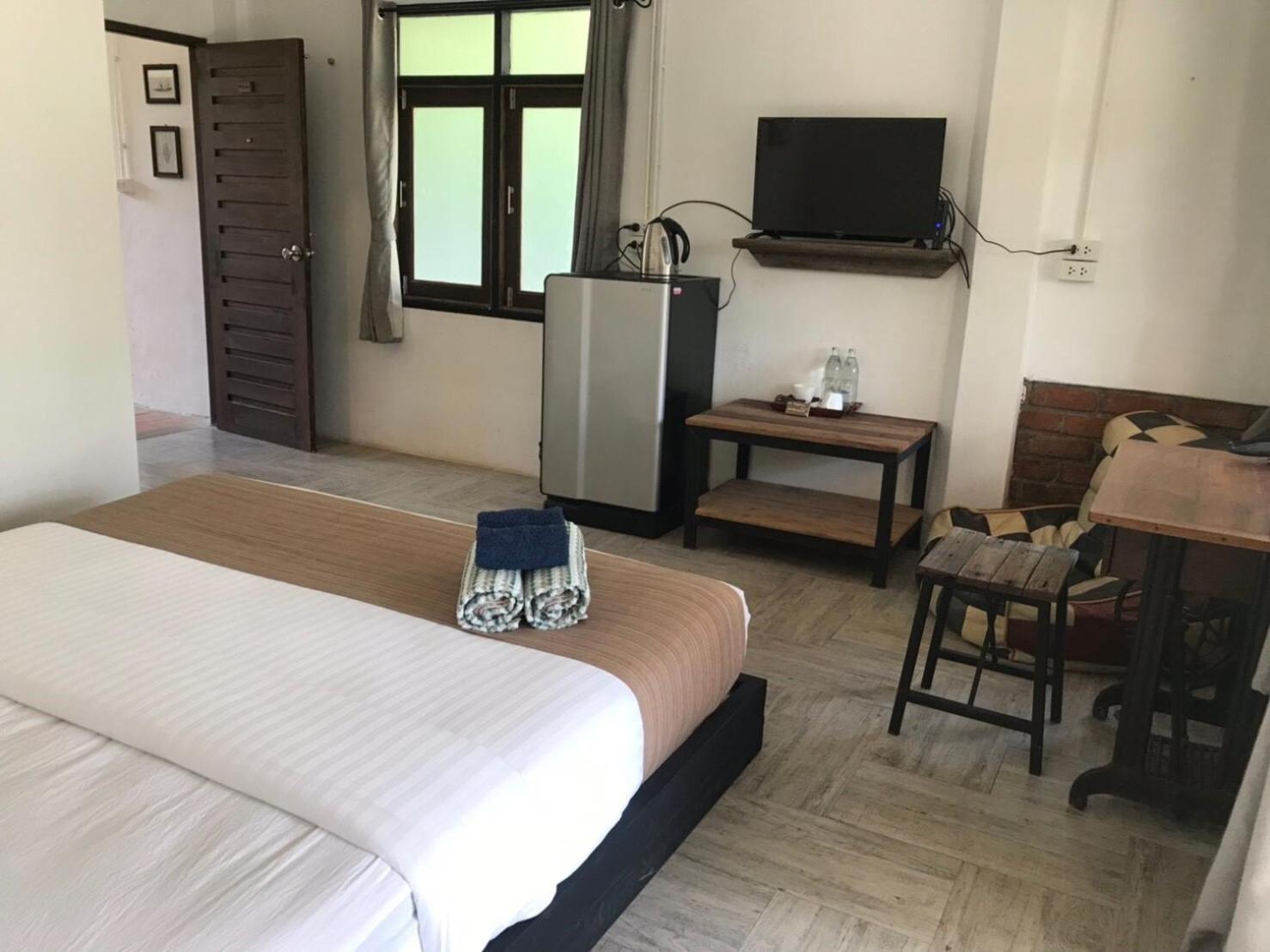 King Room with Garden View - Photo 5