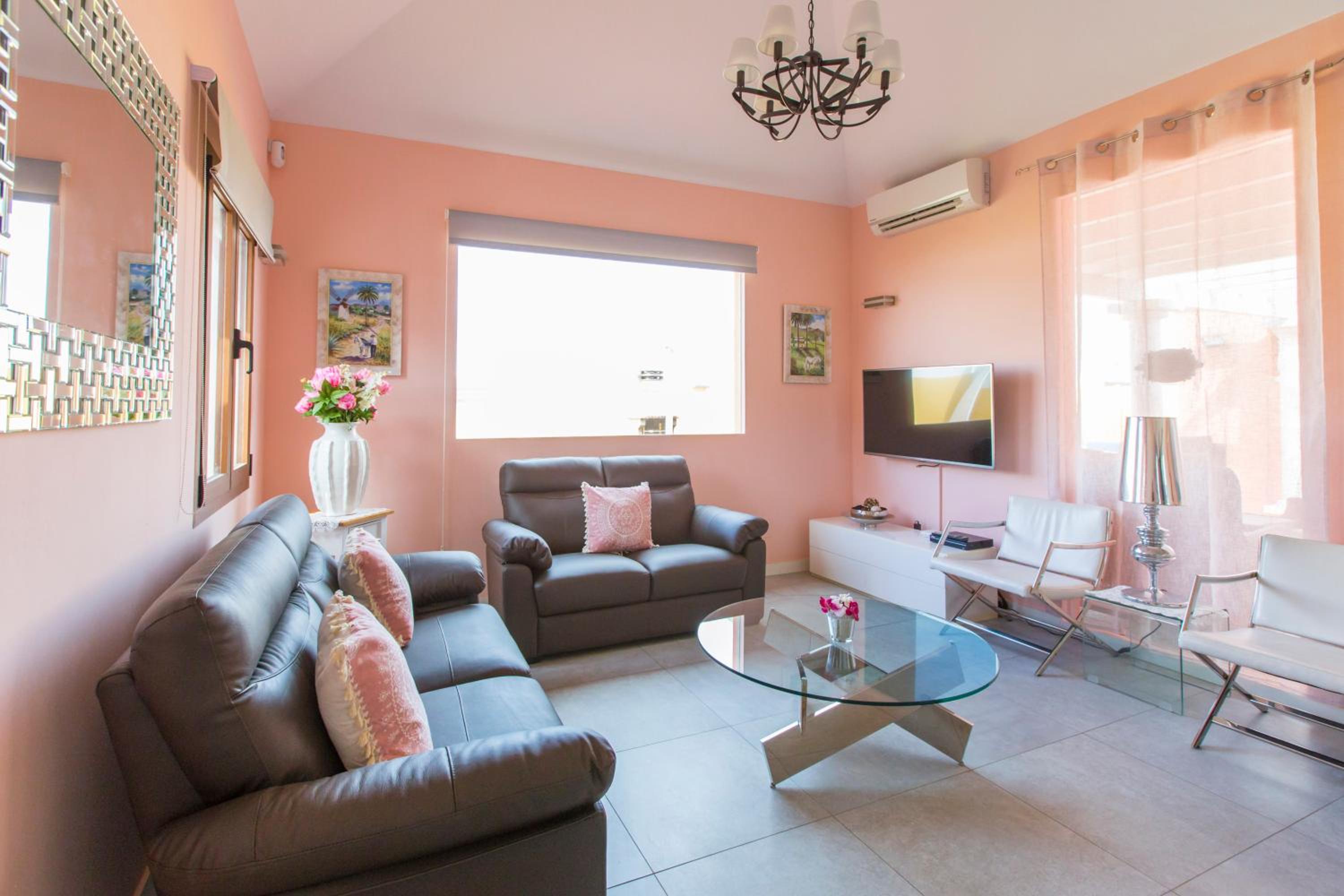 Casa de tres habitaciones
