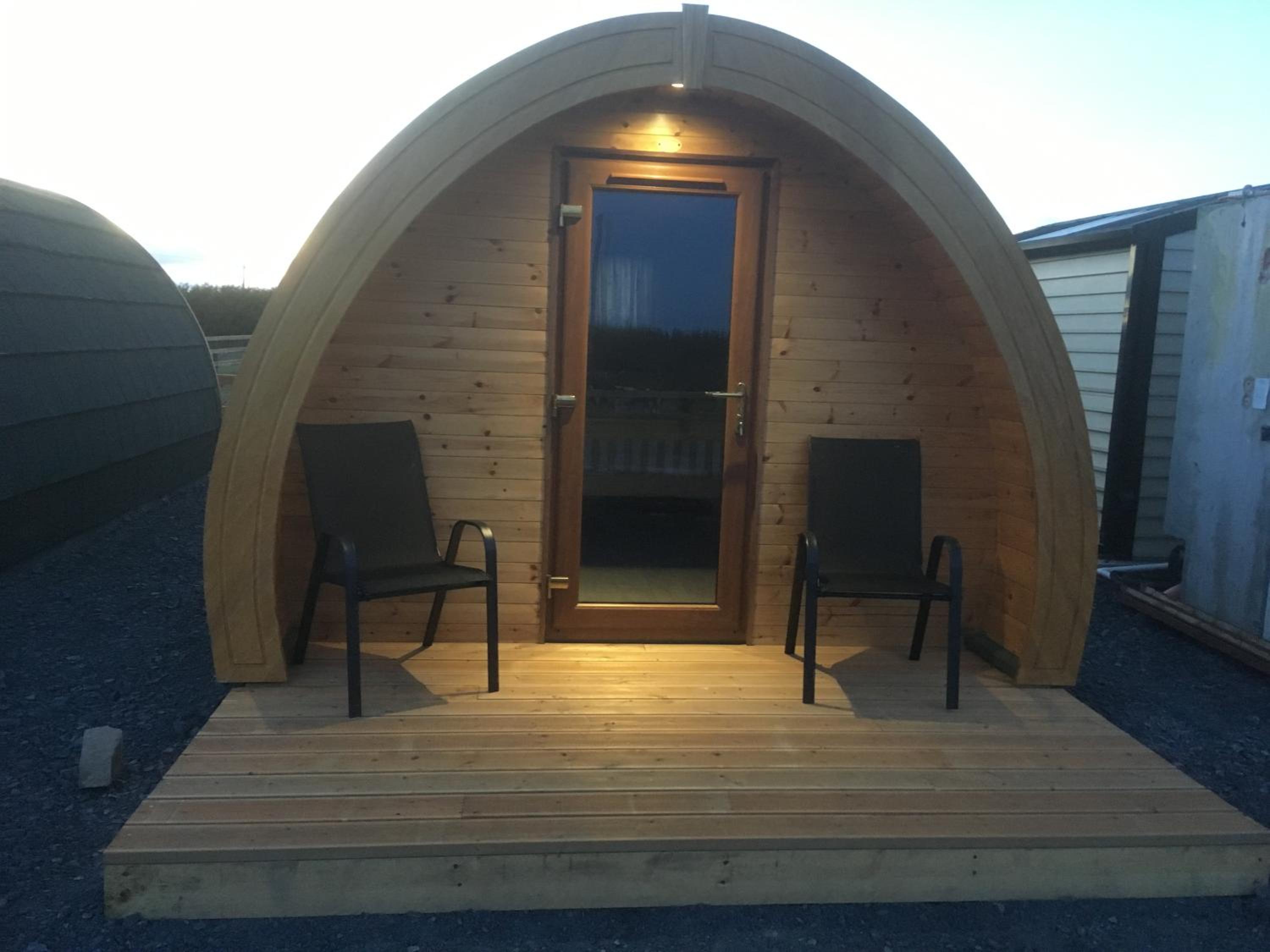 One-Bedroom Chalet - Photo 2