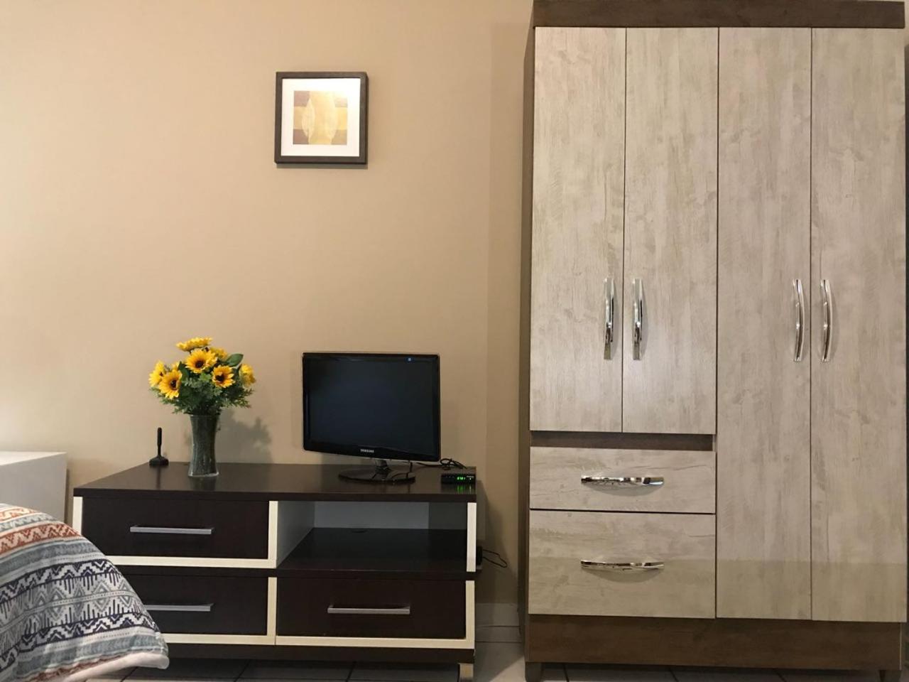 Deluxe Suite photo 2