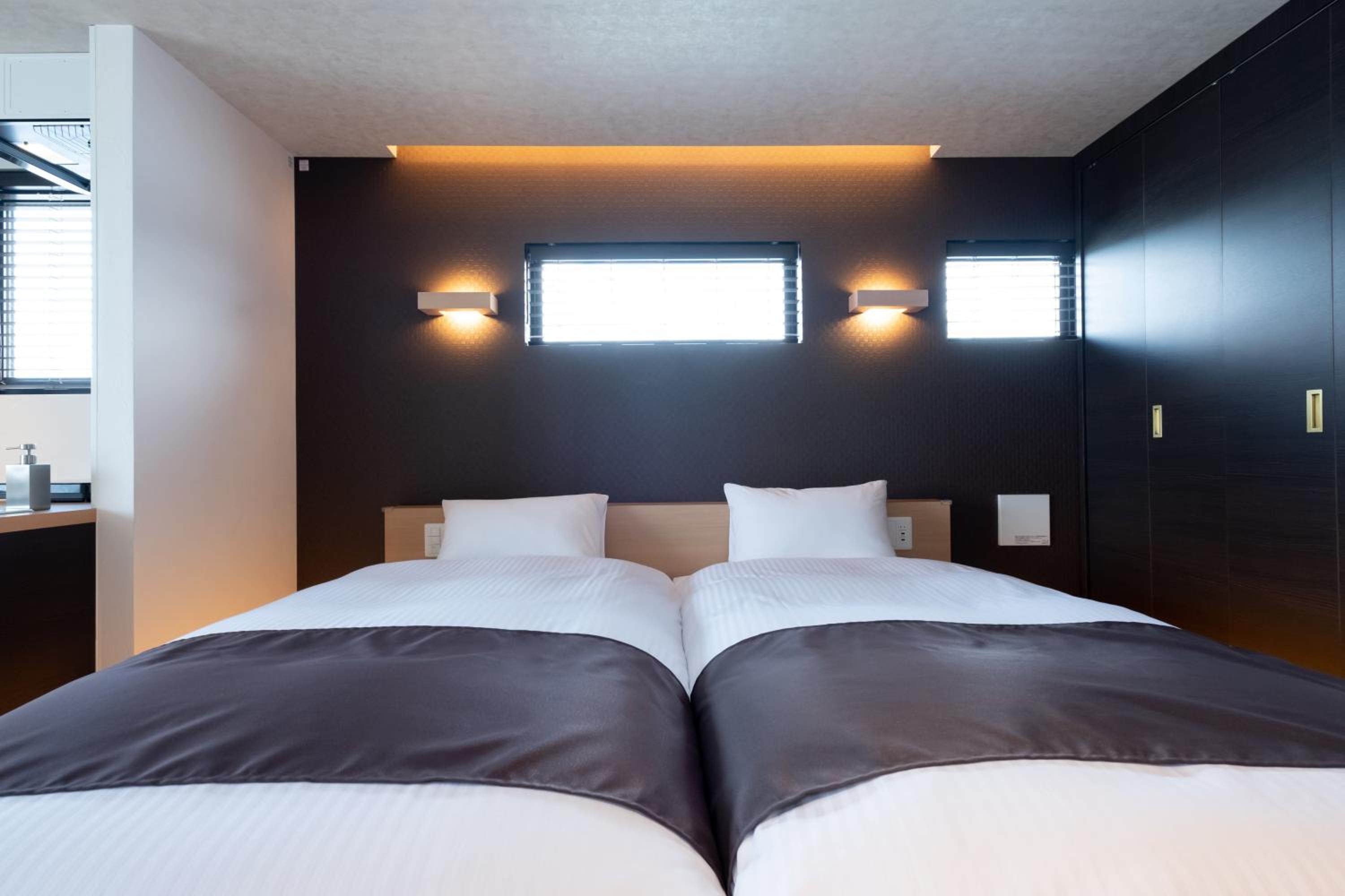 Modern Twin Room (Up to 2 Adults) - Non Smoking - Photo 2