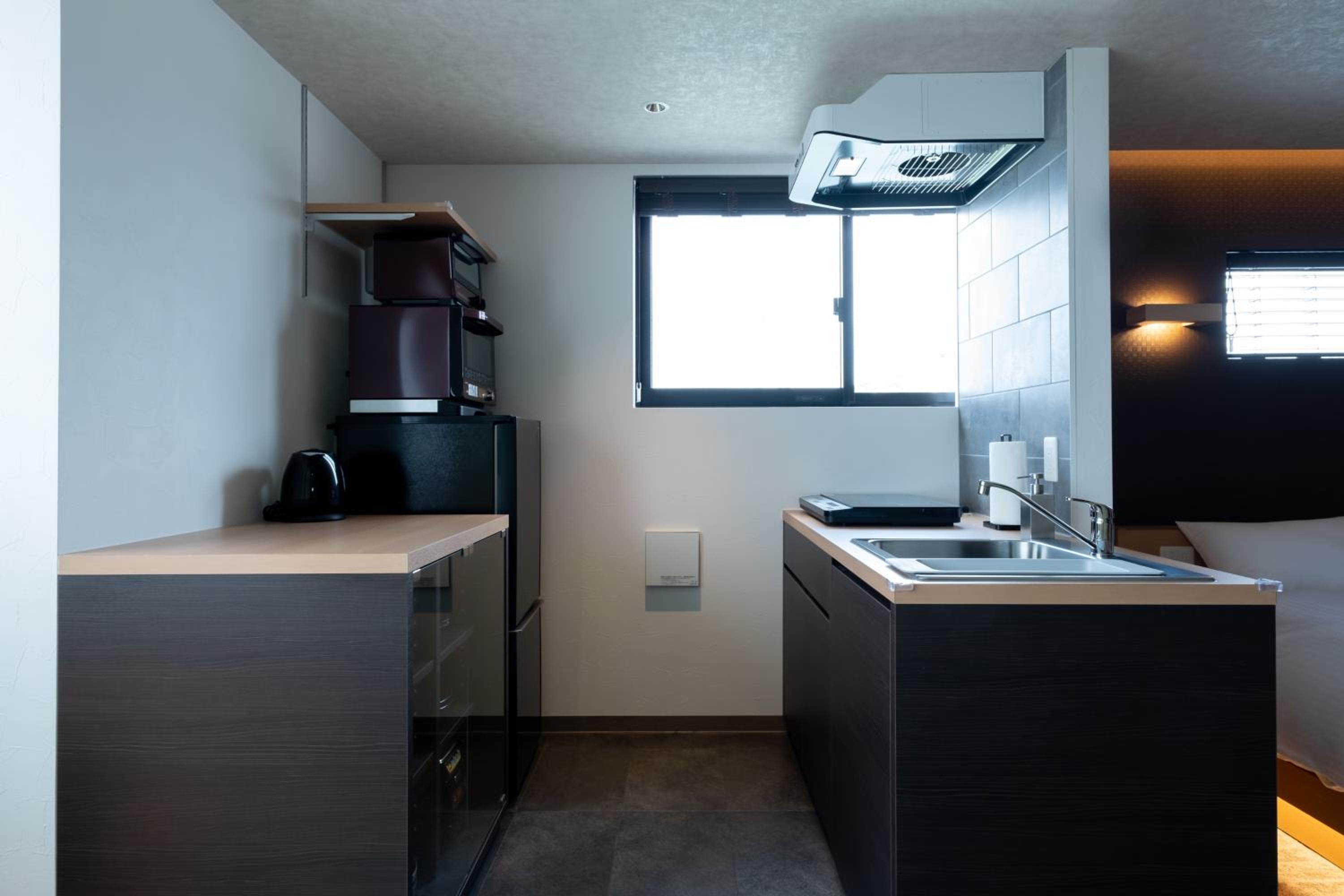 Modern Twin Room (Up to 2 Adults) - Non Smoking - Photo 3