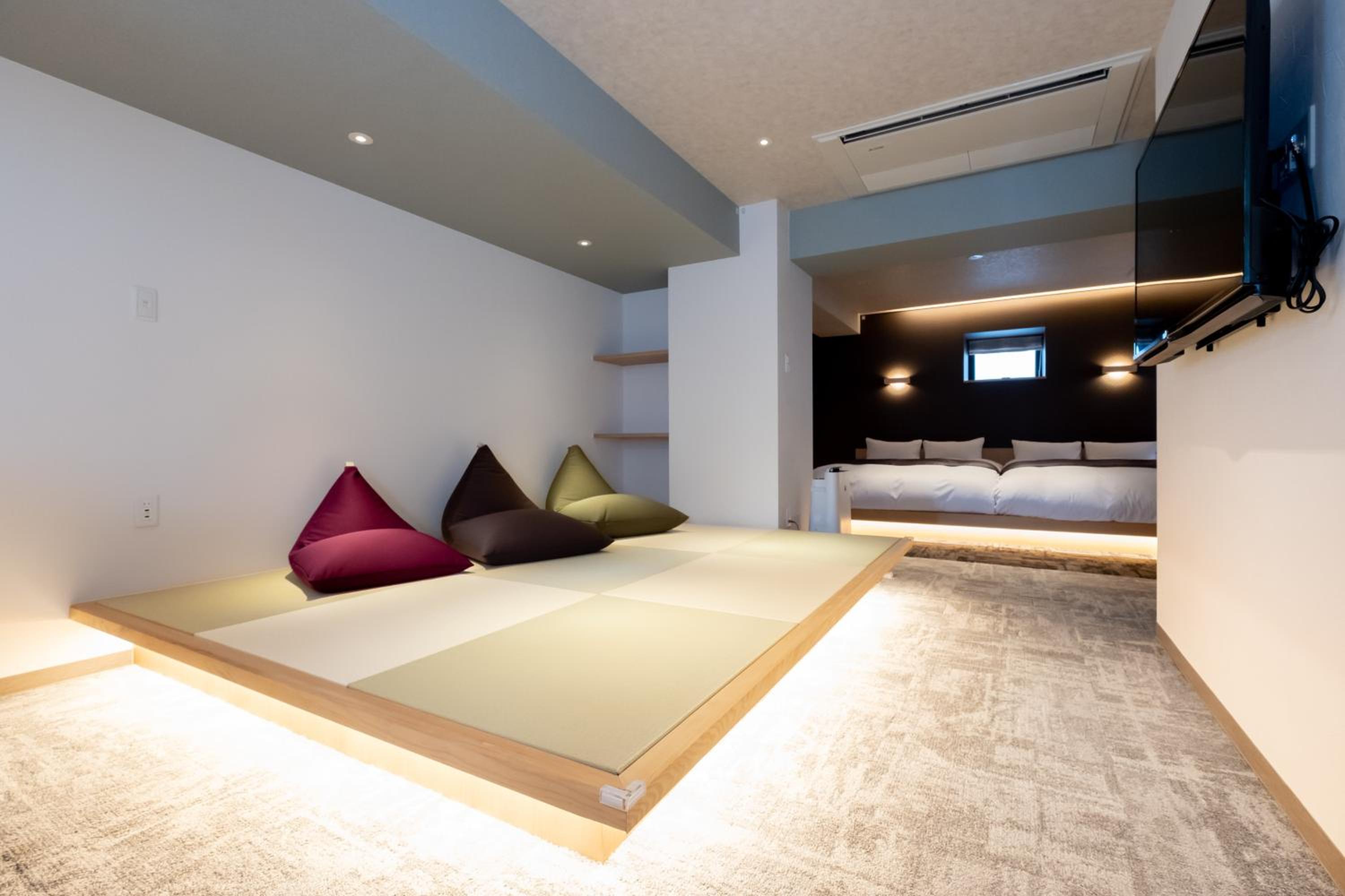 Suite (Up to 4 Adults) - Non Smoking - Photo 3