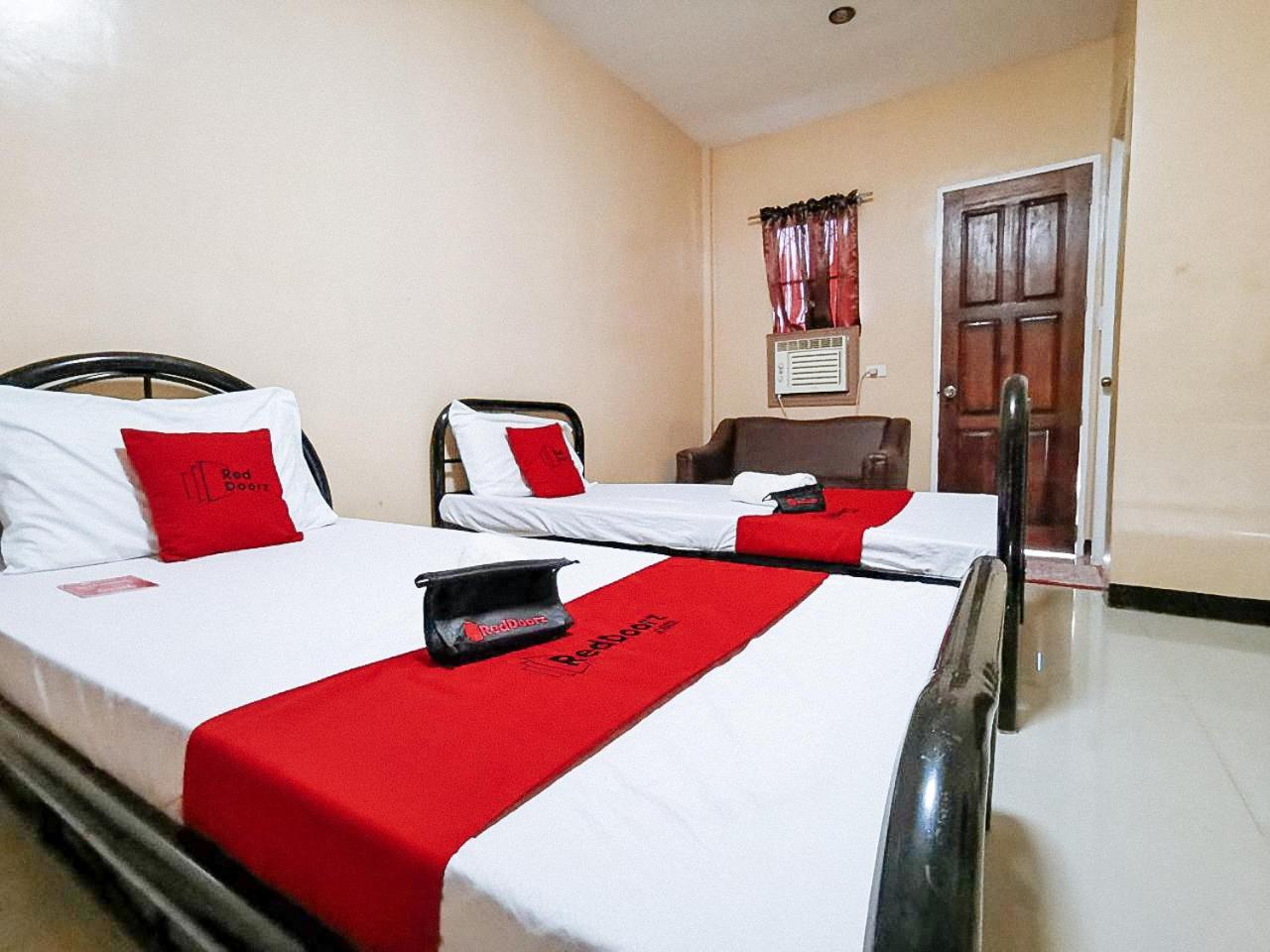 Standard Twin Room - Photo 2