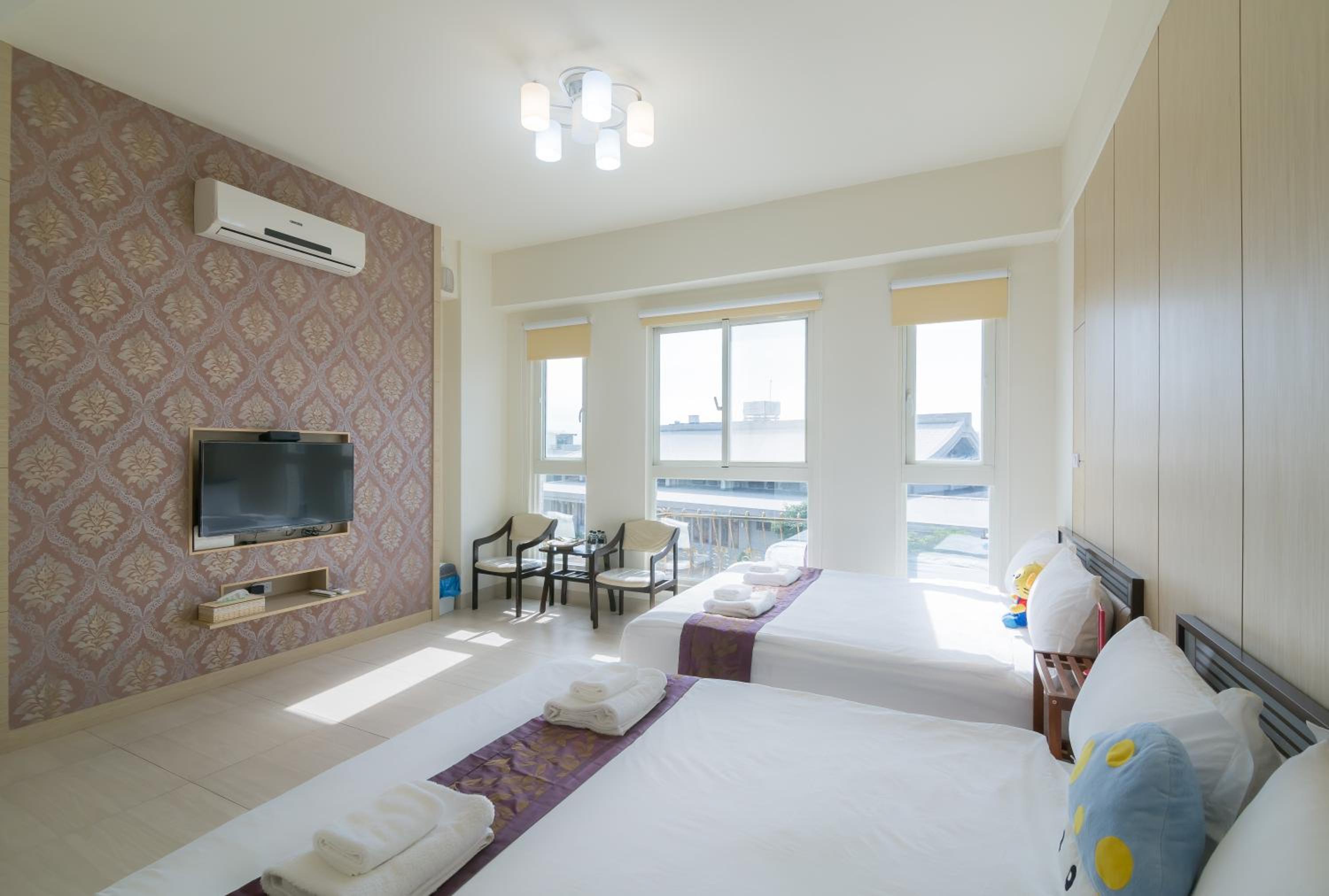 Quadruple Room with Bath photo 1