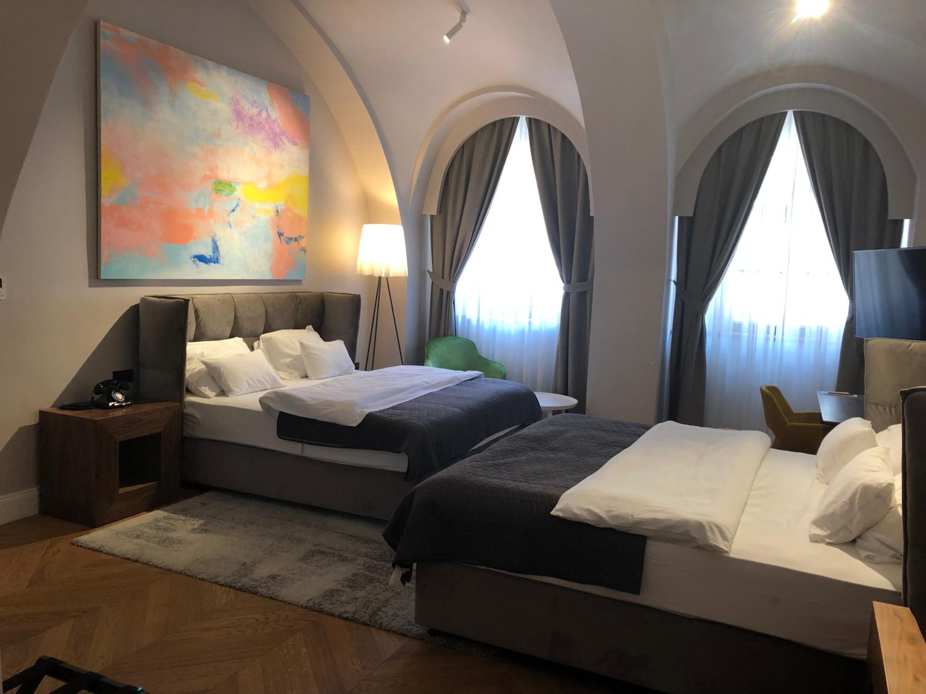 Deluxe Double Room with Two Double Beds photo 2