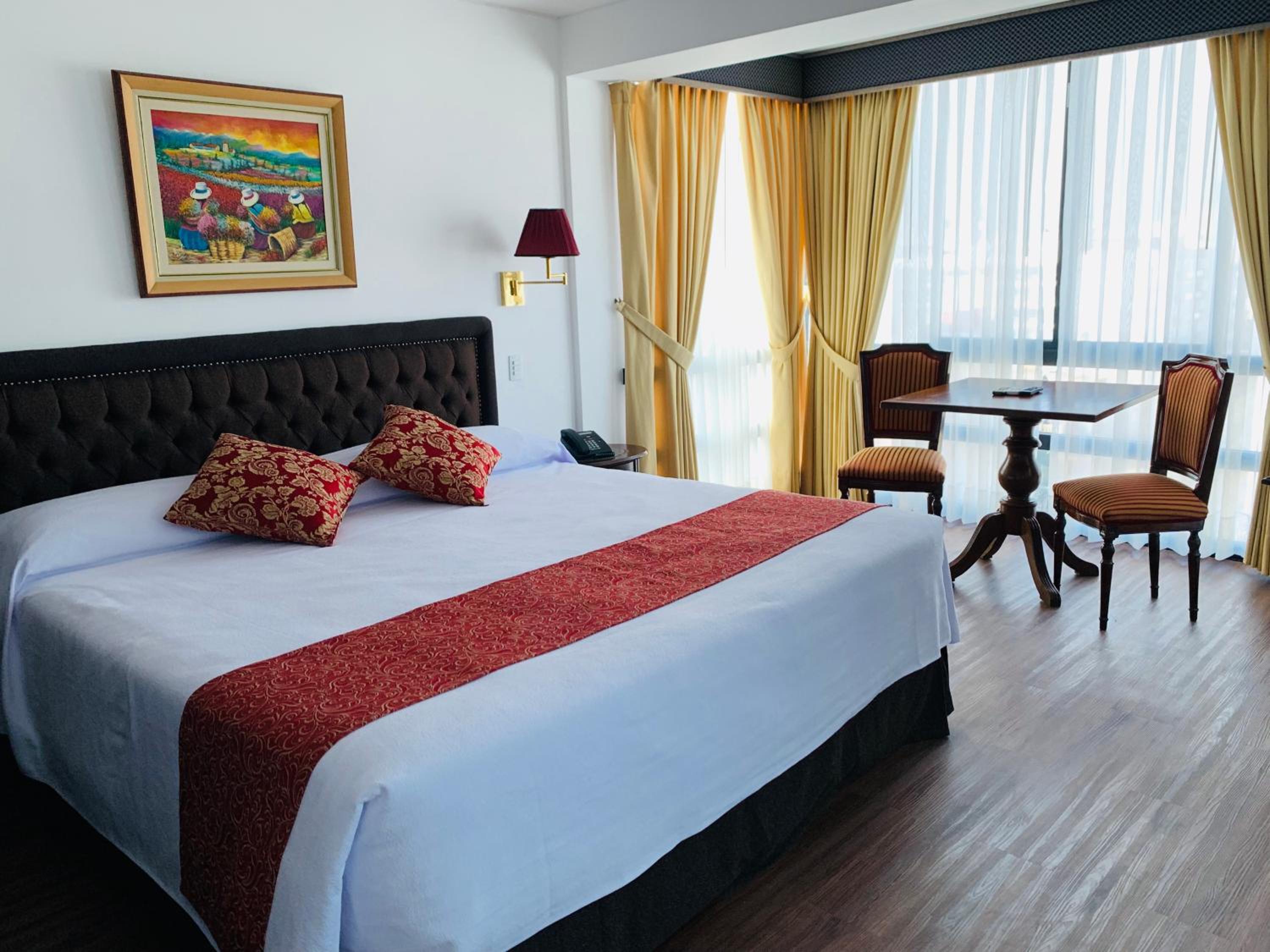 Suite photo 1