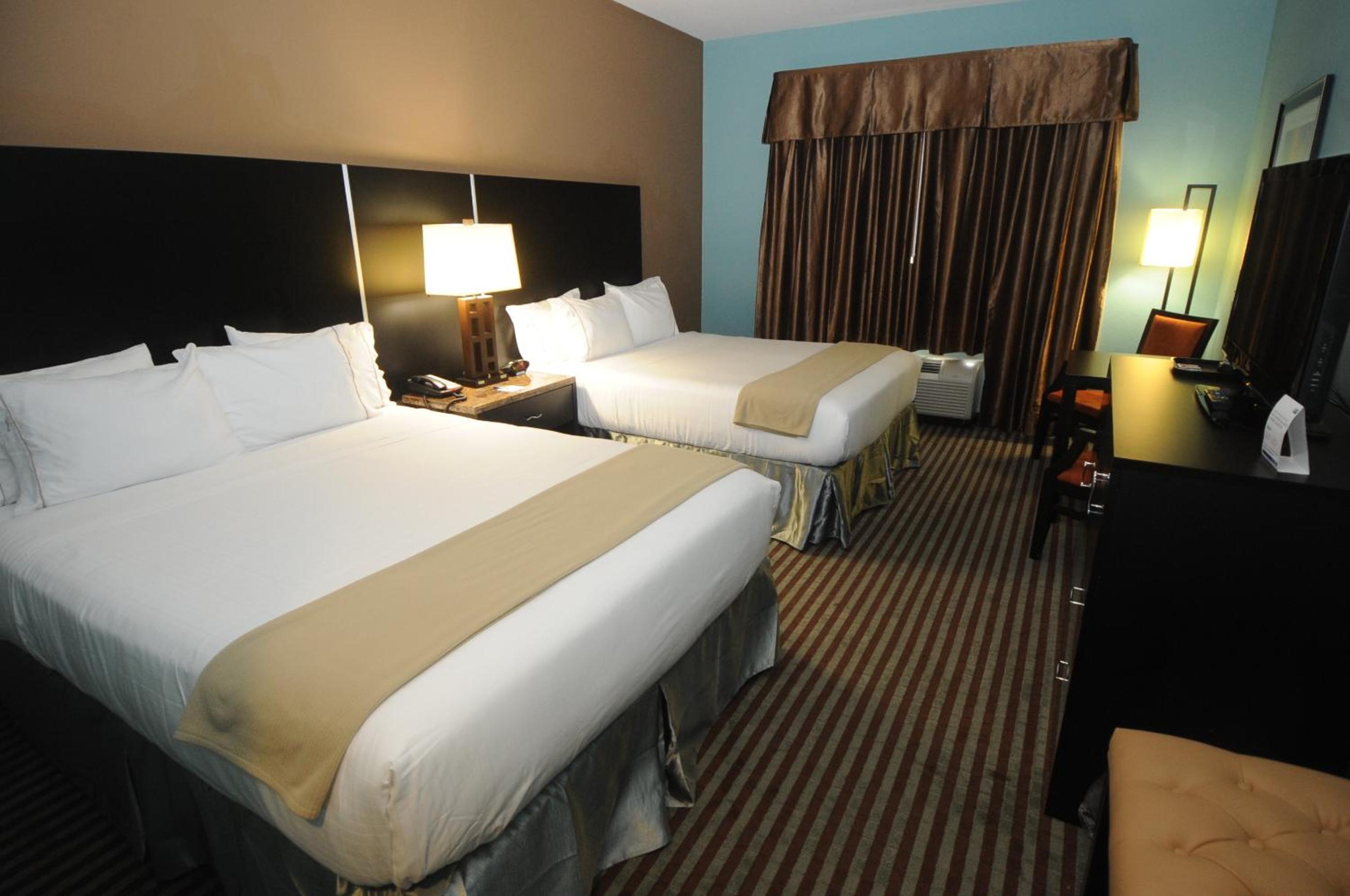 Standard Room - Photo 1