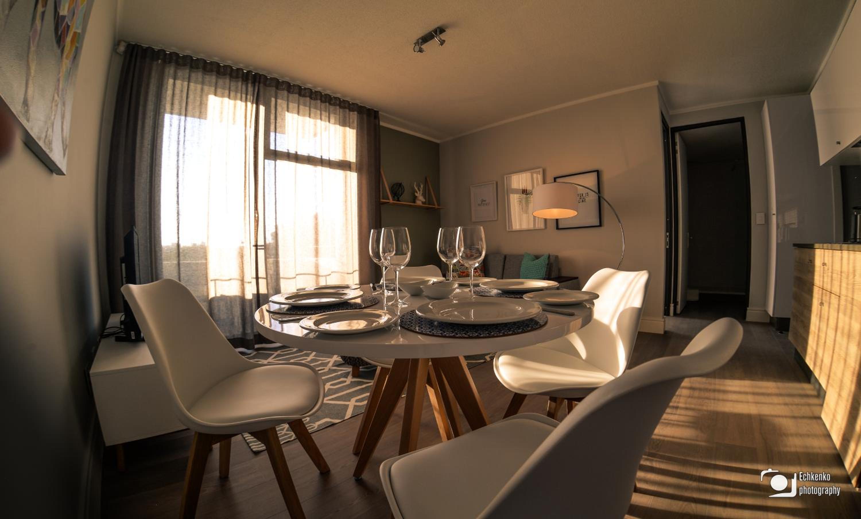 One Bedroom Apartment with Balcony photo 2