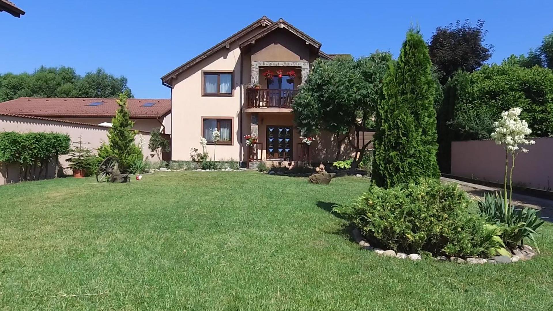 Villa with Garden View - Photo 34