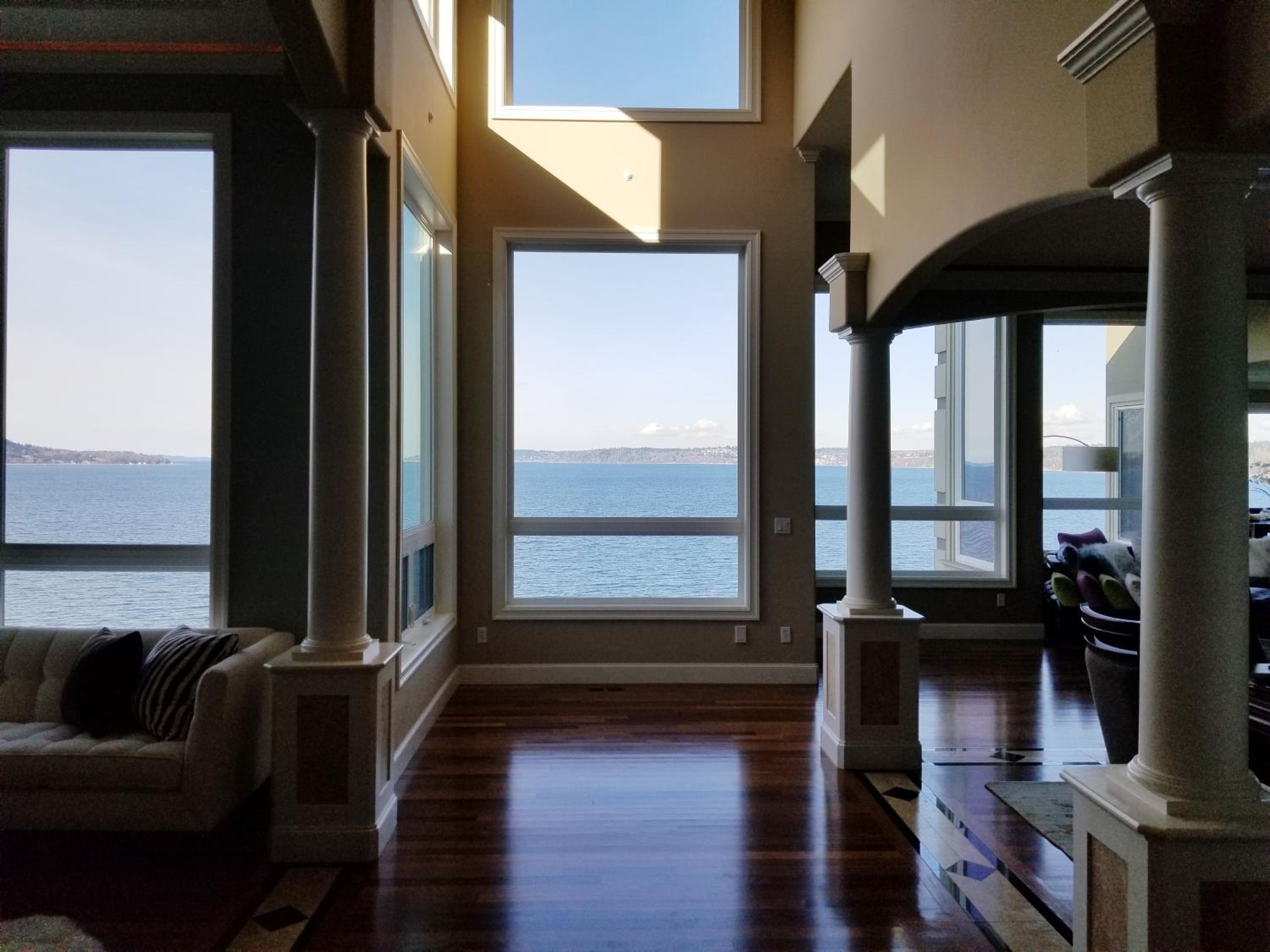 Queen Room with Ocean View - Photo 21