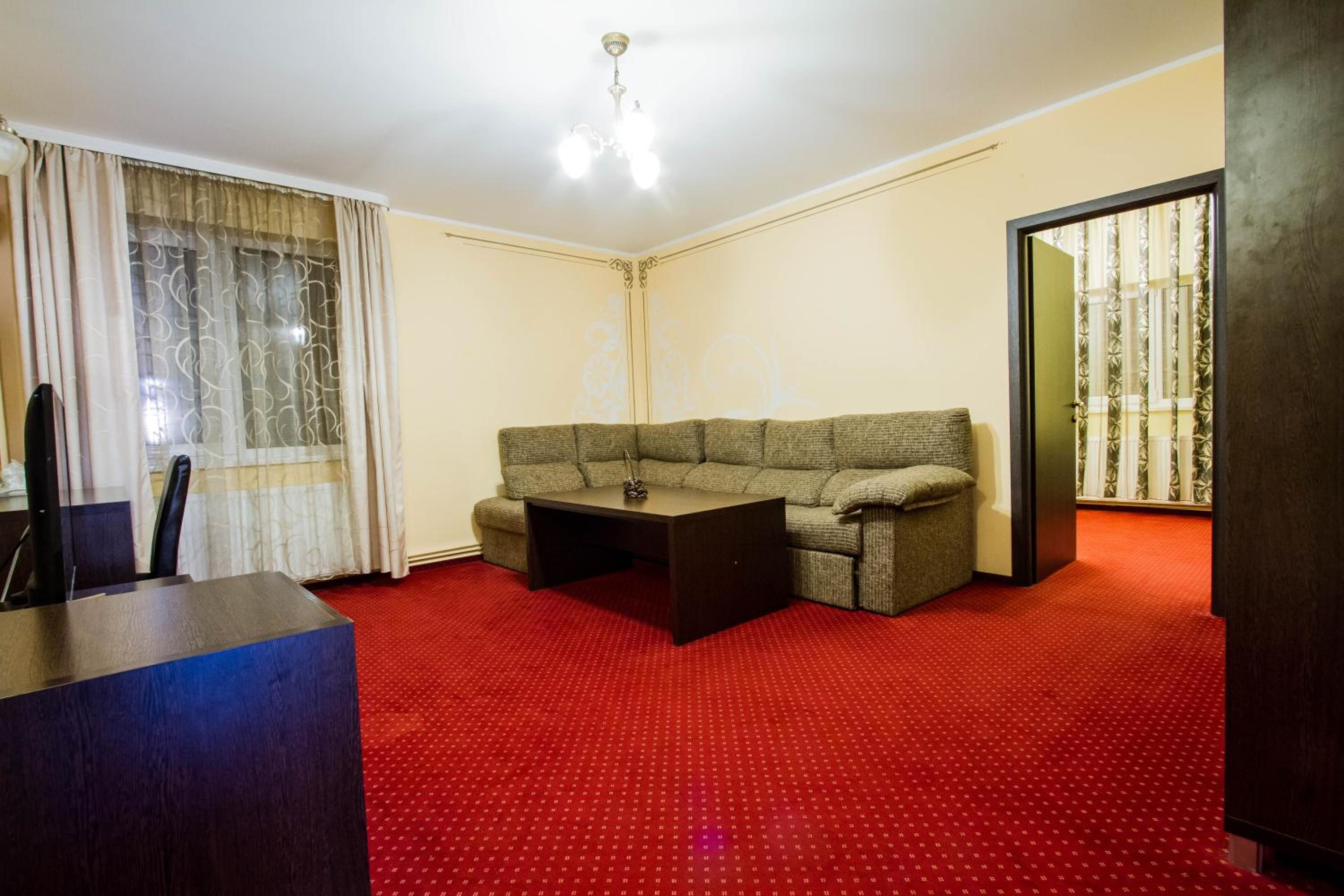 Apartment - Photo 13