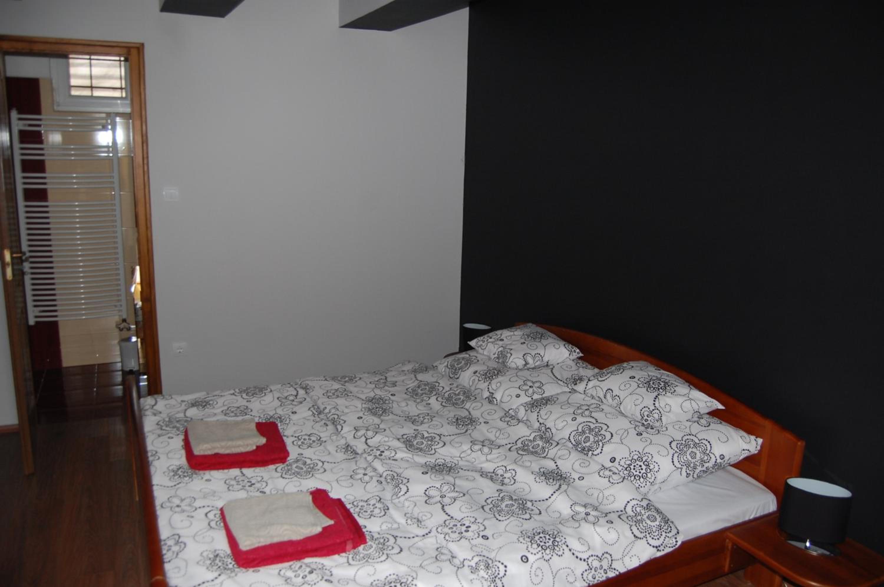 Double Room with Extra Bed photo 1