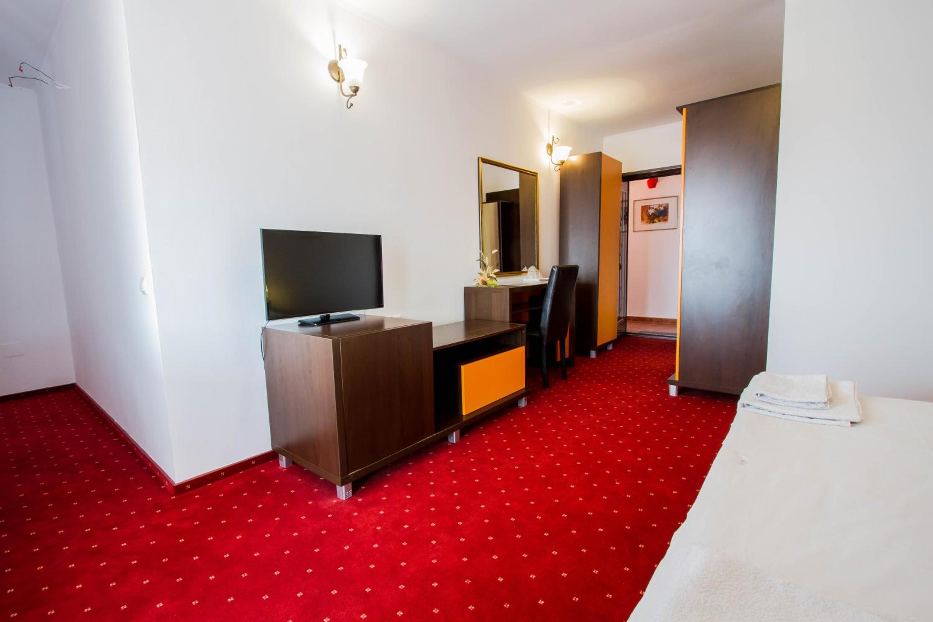 Superior Double Room - Photo 16
