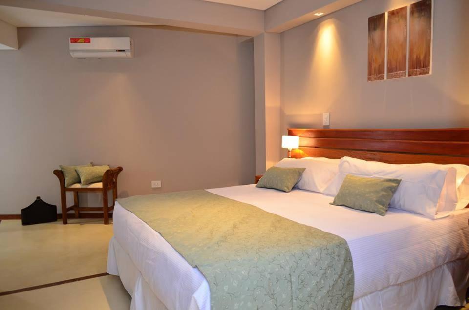 Double or Twin Room photo 3