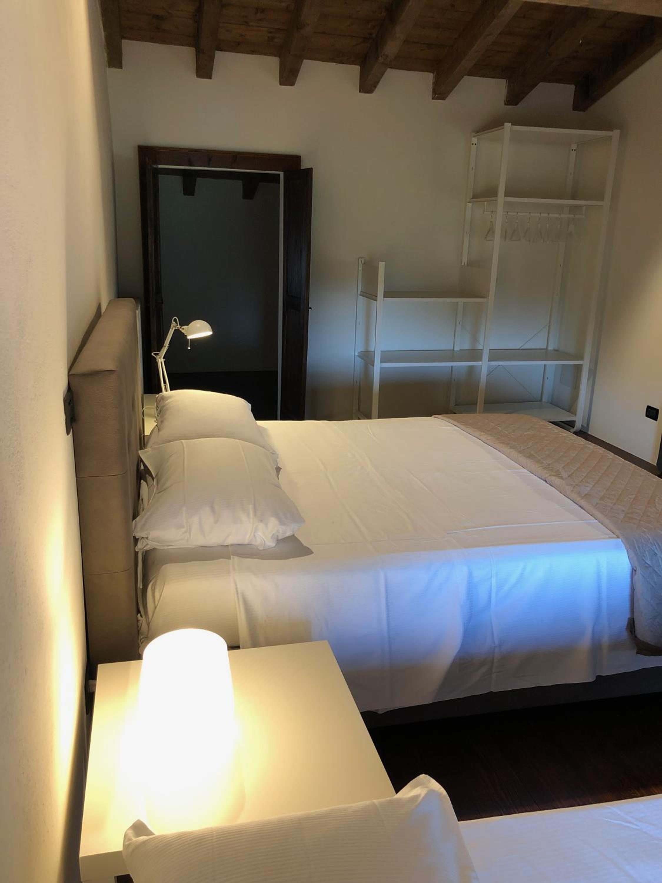 Deluxe Quadruple Room - Photo 1